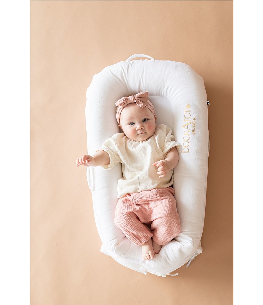DockATot 0-8 Months Pristine White Deluxe Dock Cover, Stage 1
