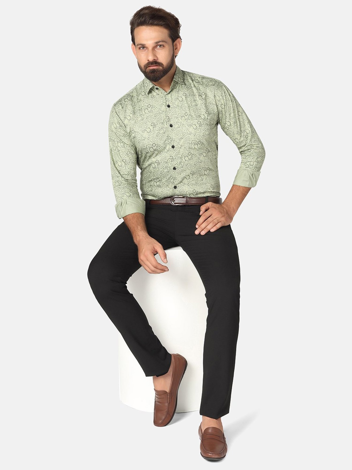 TAHVO Green Slim Fit Printed Shirt