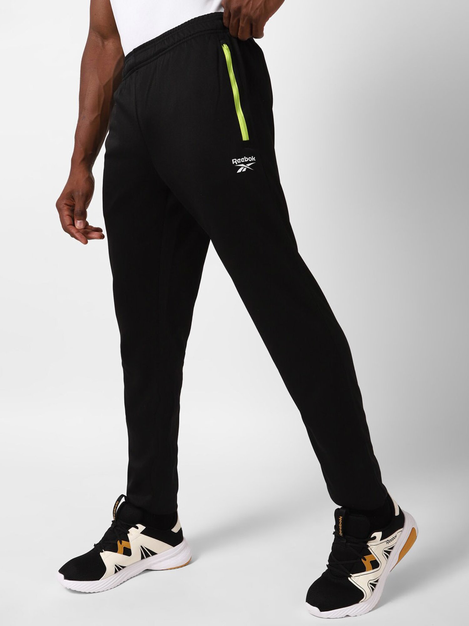 Reebok Black Regular Fit Sports Trackpants