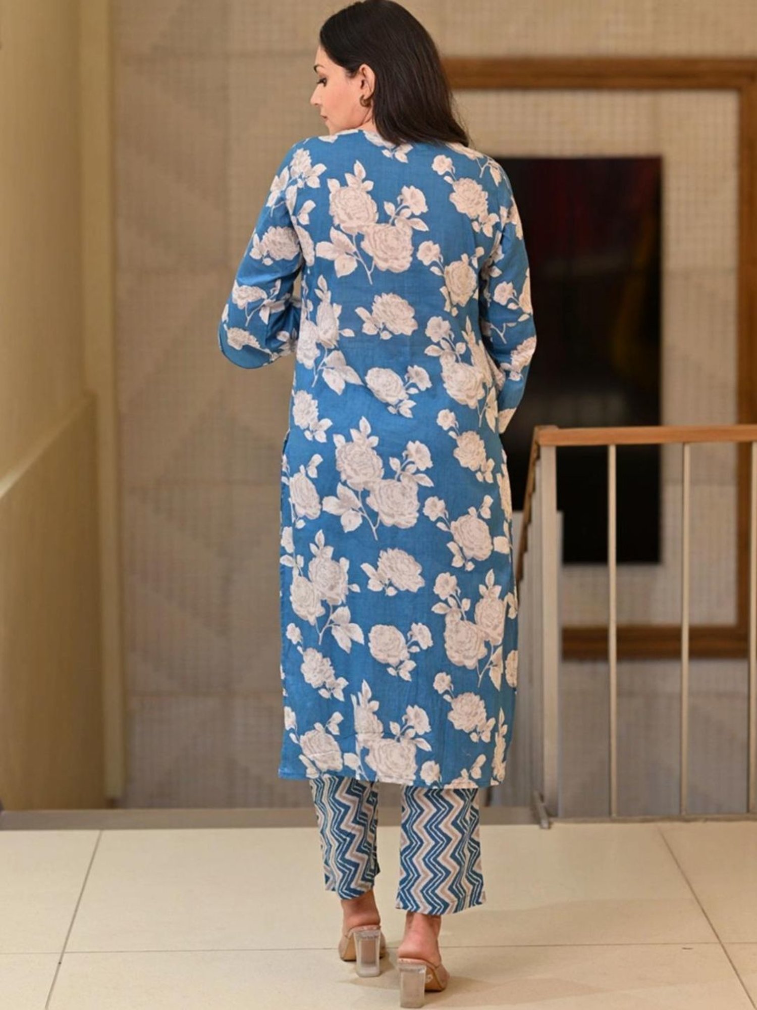 Mahee Jaipur Deep Blue Floral Print Super Soft Cotton Kurta and Pants