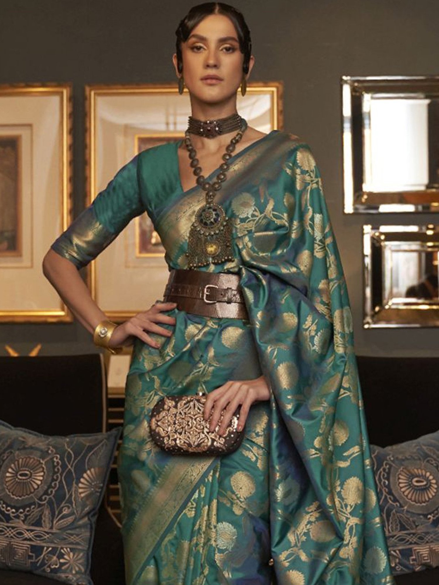 Elora Green Silk Woven Saree With Unstitched Blouse