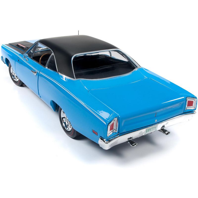 1969 Plymouth Road Runner Hardtop Petty Blue "Looney Tunes" "Class of 1969" 1/18 Diecast Model Car by Autoworld