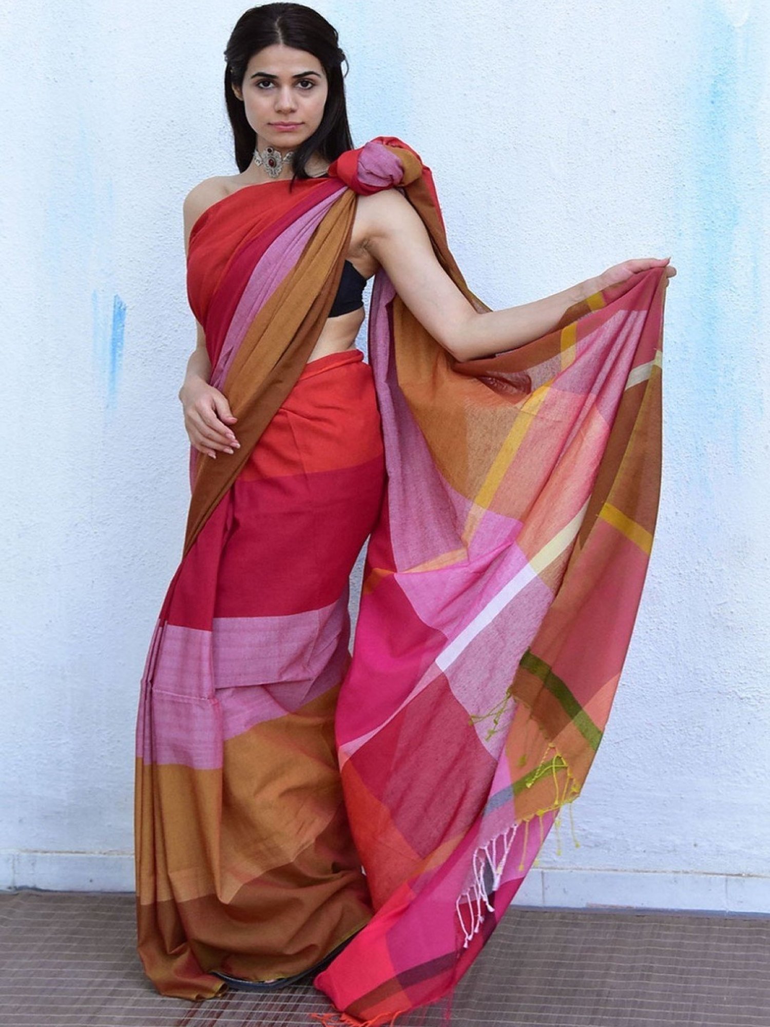 Chidiyaa Leela Dahlia Handwoven Cotton Saree