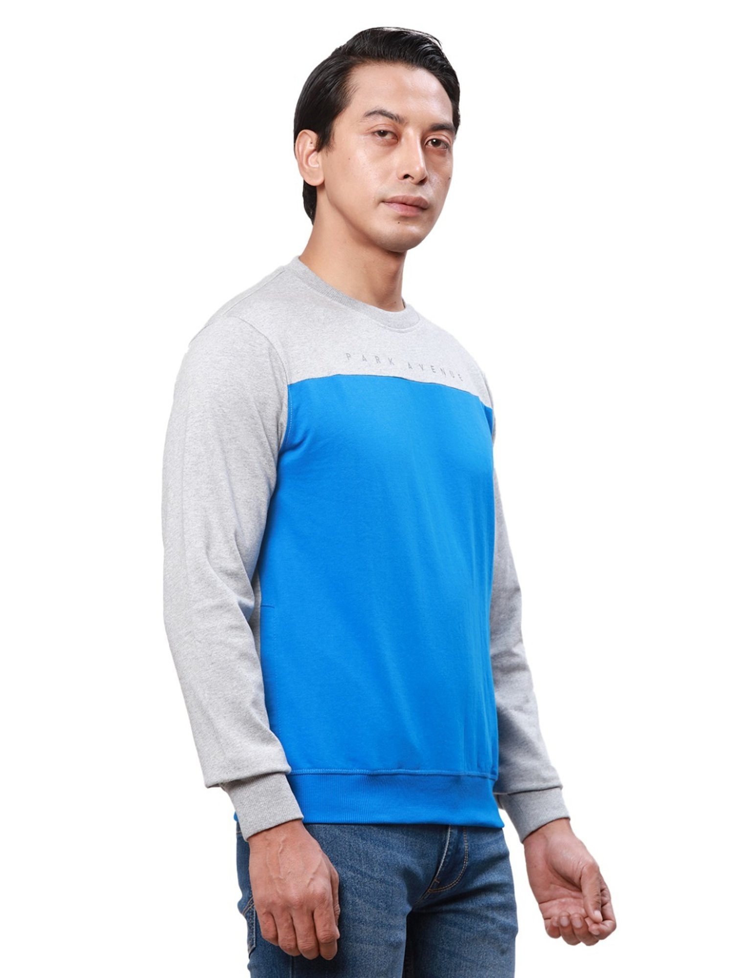 Park Avenue Blue Slim Fit Colour Block Sweatshirt