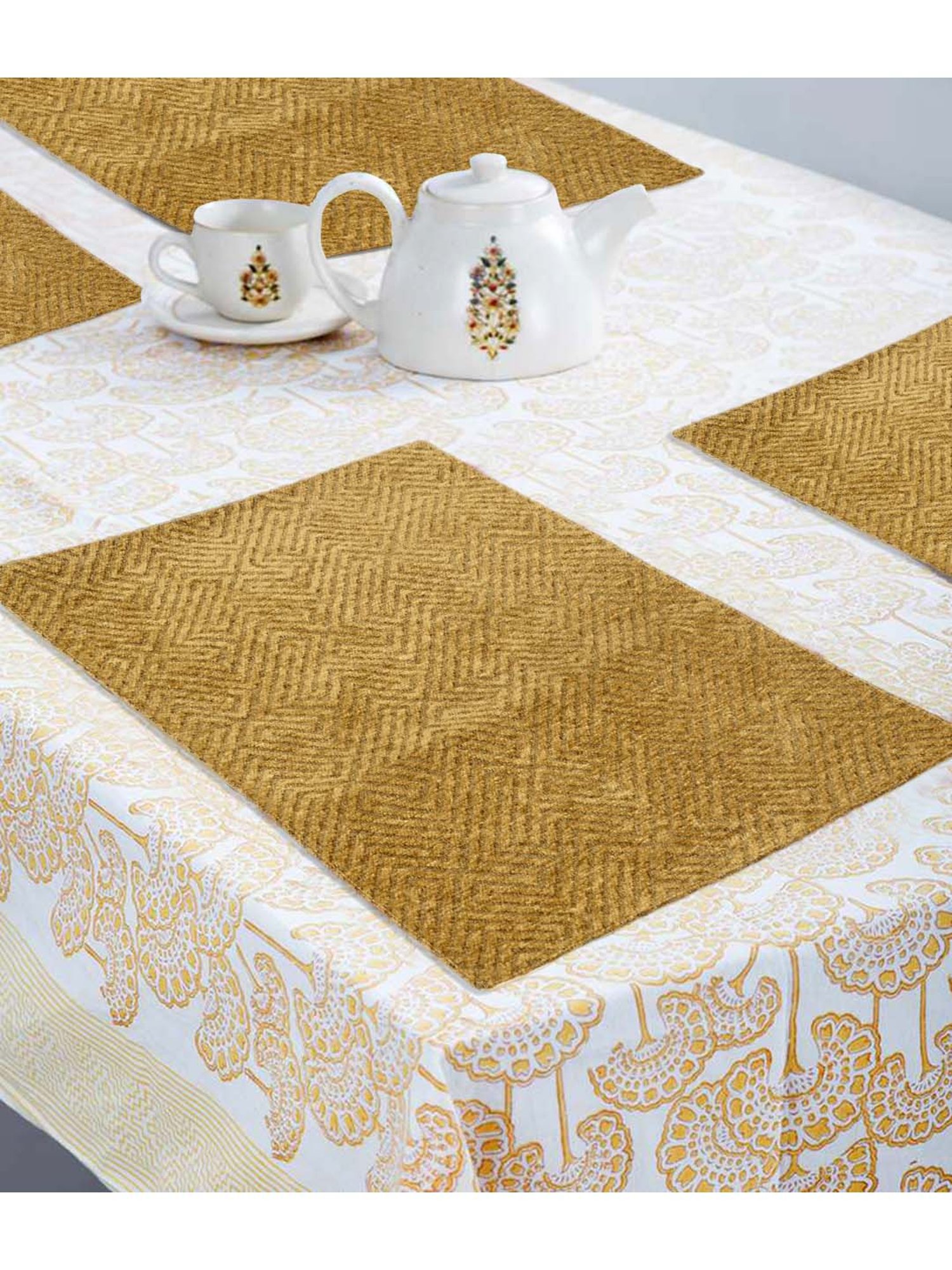 Saral Home Golden Chenille Placemats - Set of 6