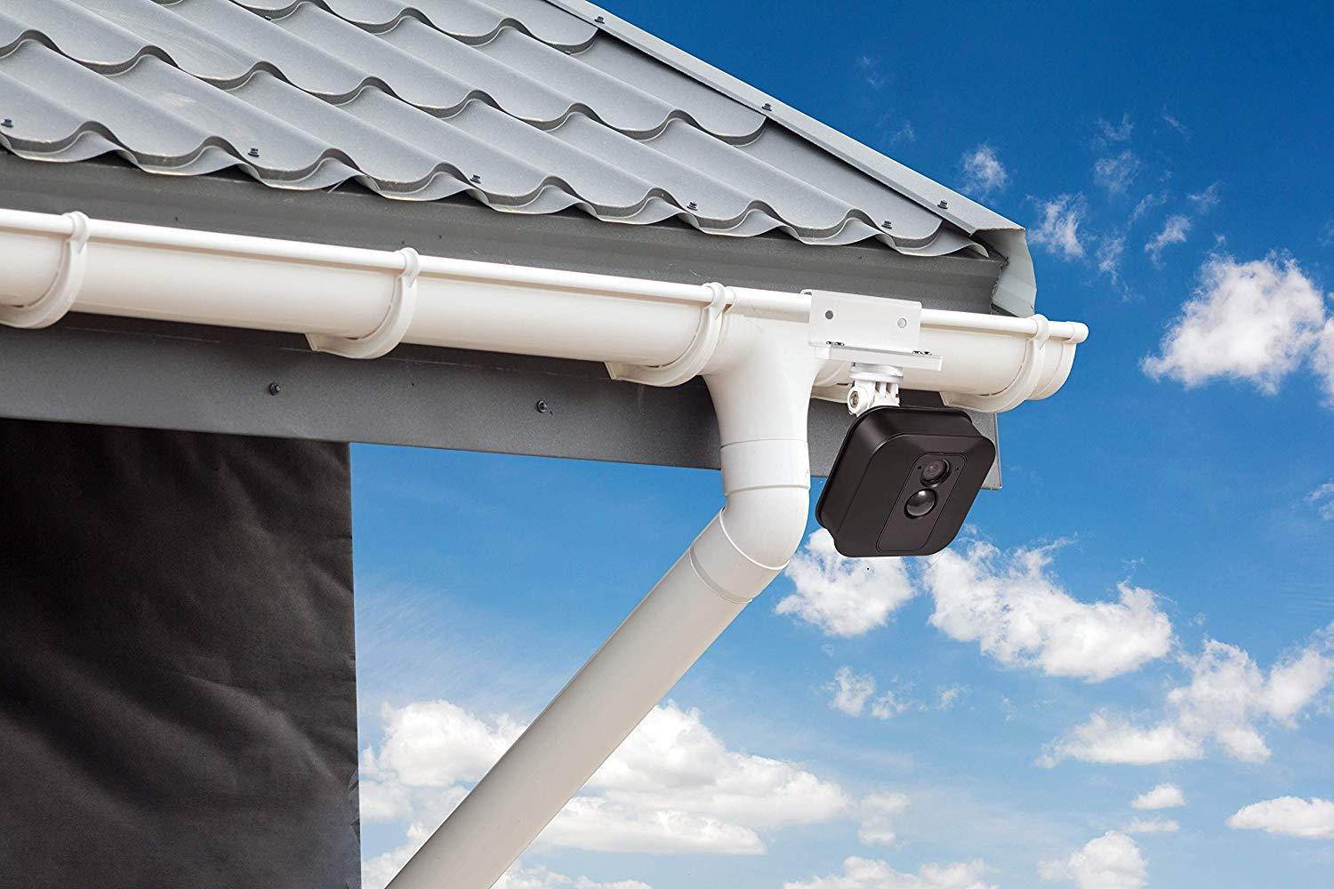 Weatherproof Gutter Mount for Blink XT2 Outdoor Camera with Universal Screw Adapter - by Wasserstein - Best Viewing Angle for Your Surveillance Camera (1 Pack, White)