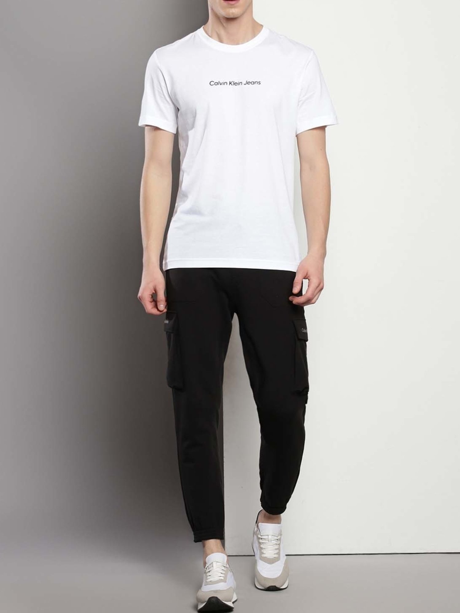 Calvin Klein Bright White Cotton Regular Fit Logo Printed T-Shirt