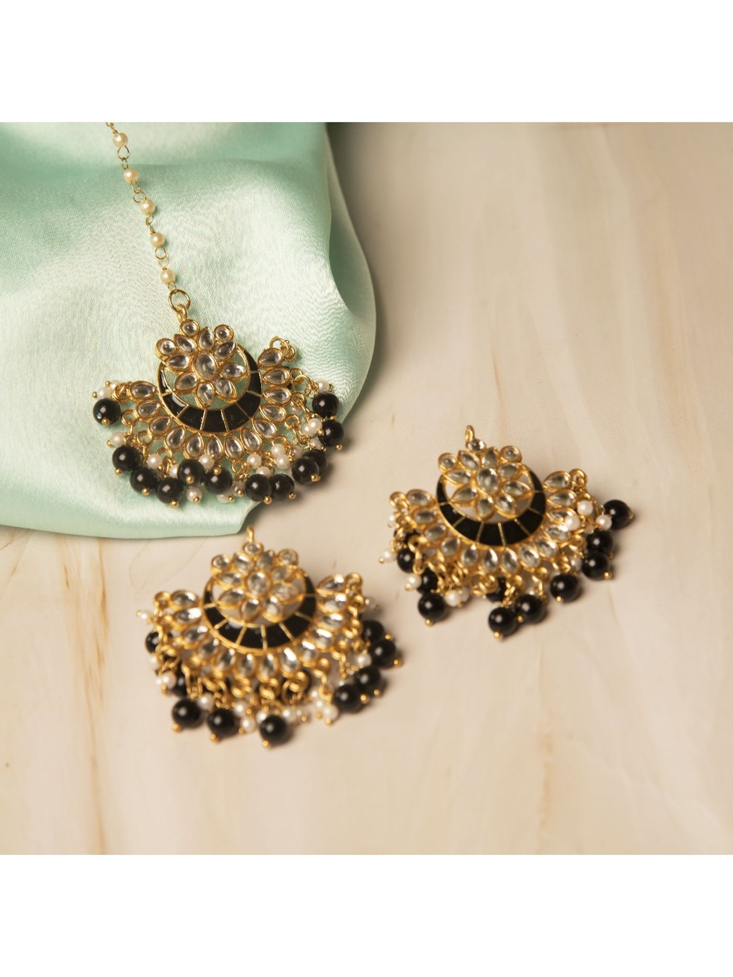 Jewelz Fastive Season Eye Catching Earring & Maang Tikka for womens & Girls
