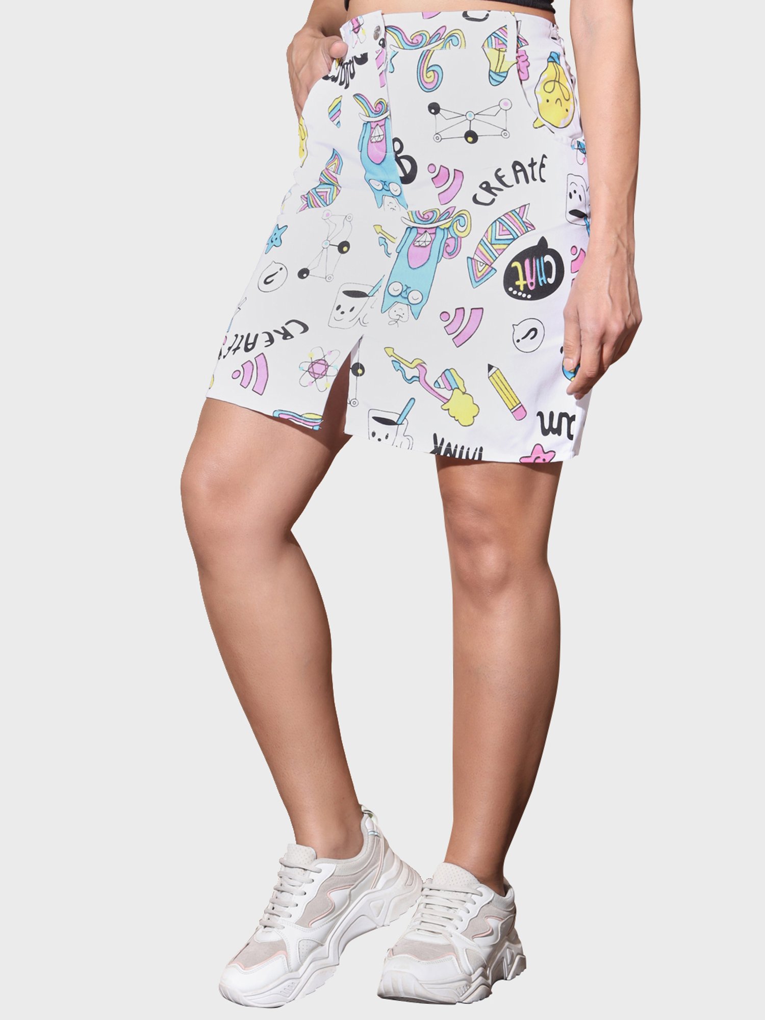 BUYNEWTREND White Printed Pencil Skirt