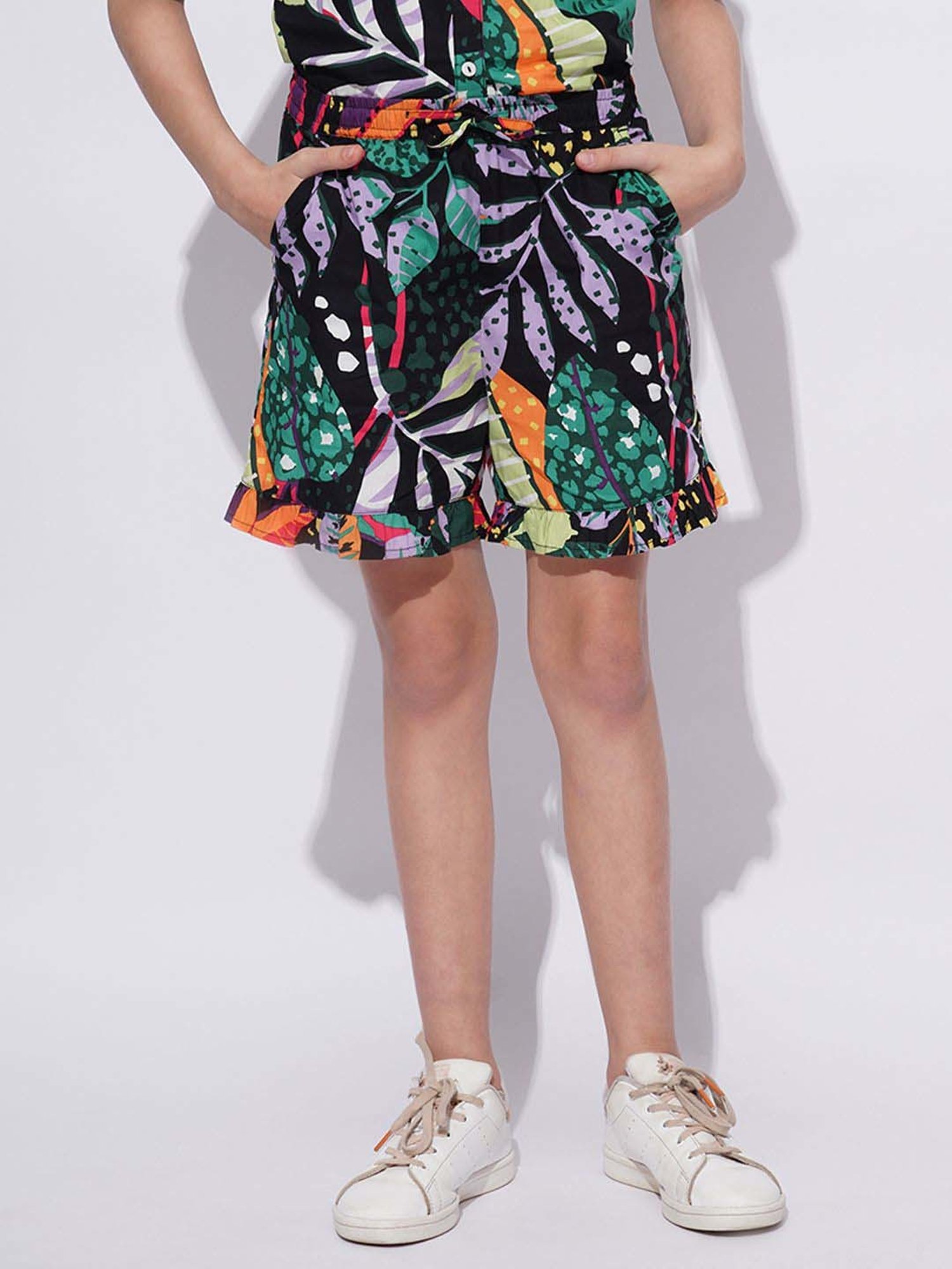 Vero Moda Girls Black Cotton Printed Shorts