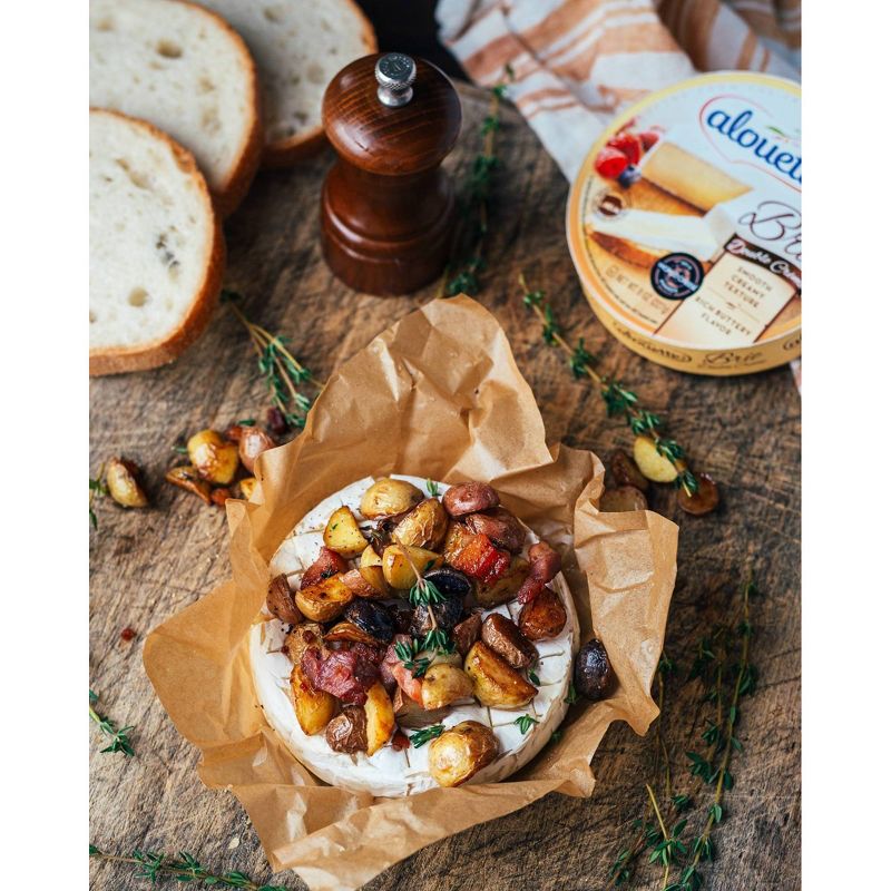 Alouette Baby Brie Cheese - 8oz