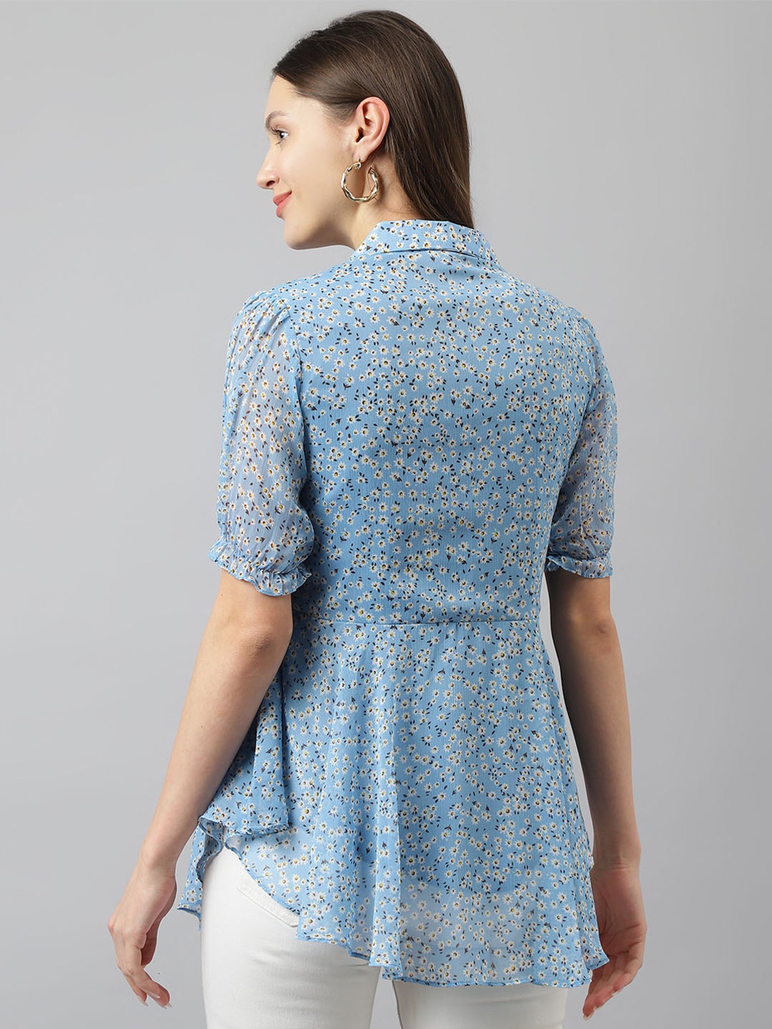 KERI PERRY Light Blue Floral Print Top