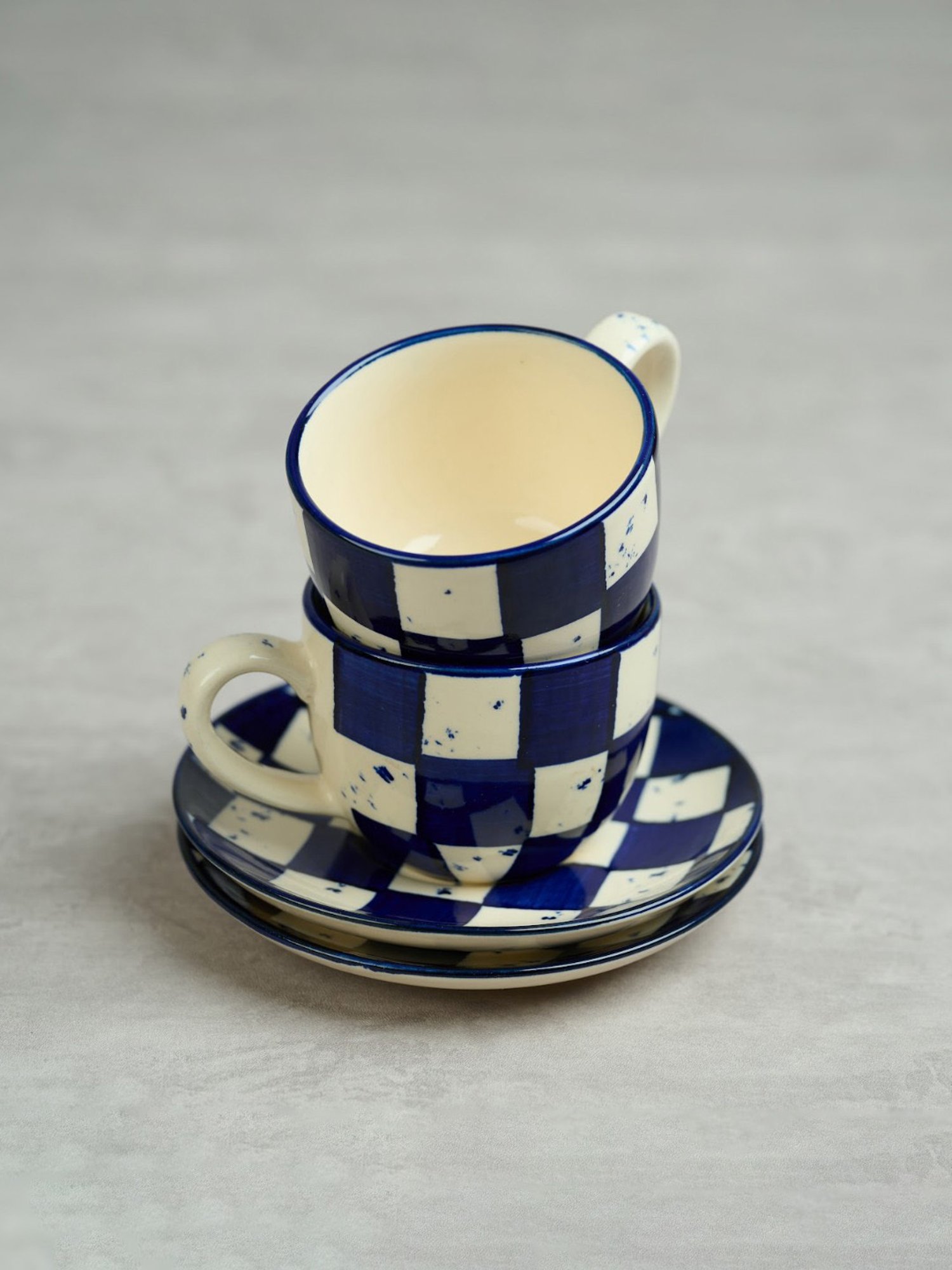 BlackCarrot Blue and White Ceramic Stoneware Dinner Set