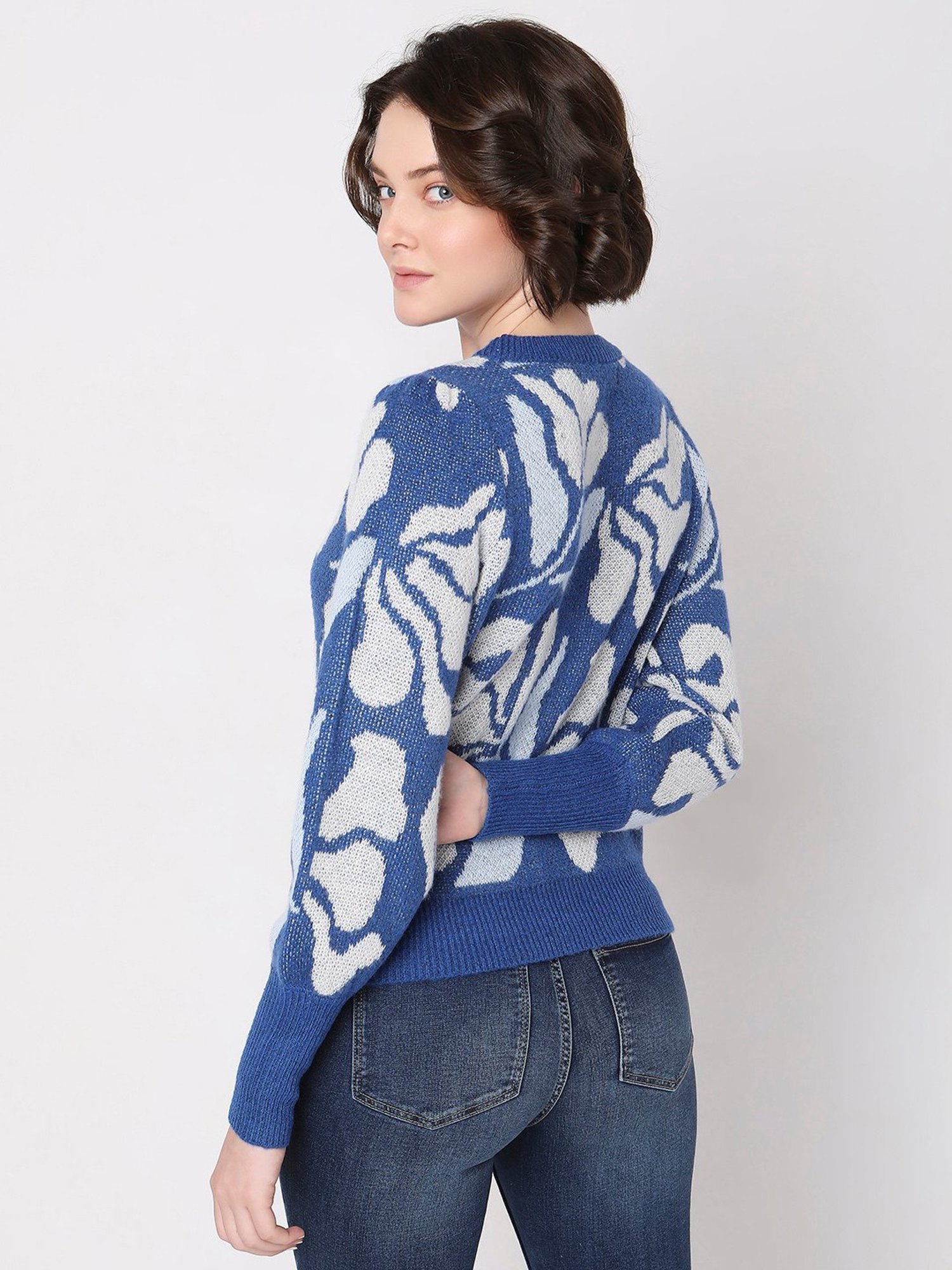 Vero Moda Blue & White Printed Pullover