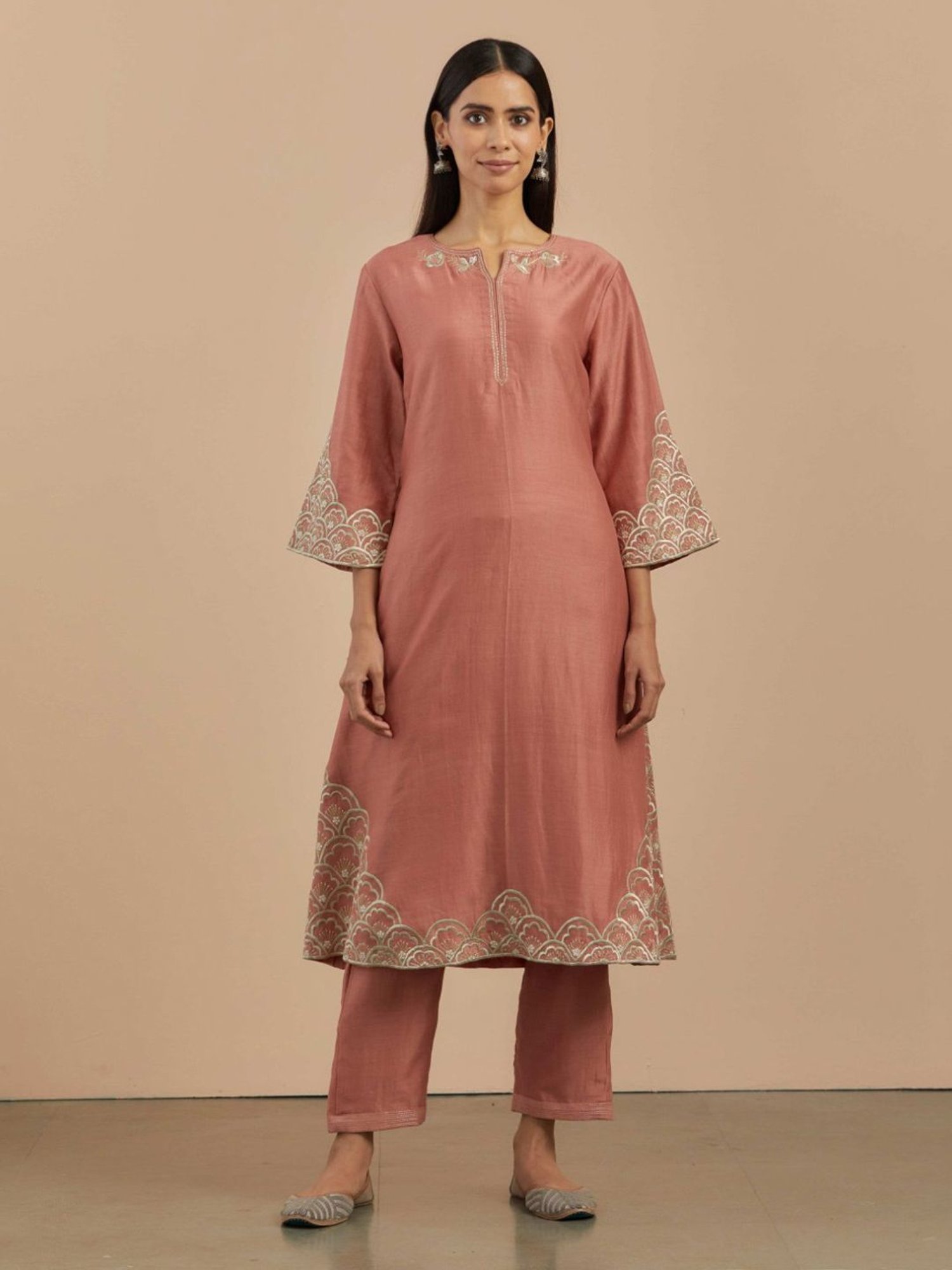 Priya Chaudhary Dust Pink Preet Embroidered Chanderi Silk Kurta