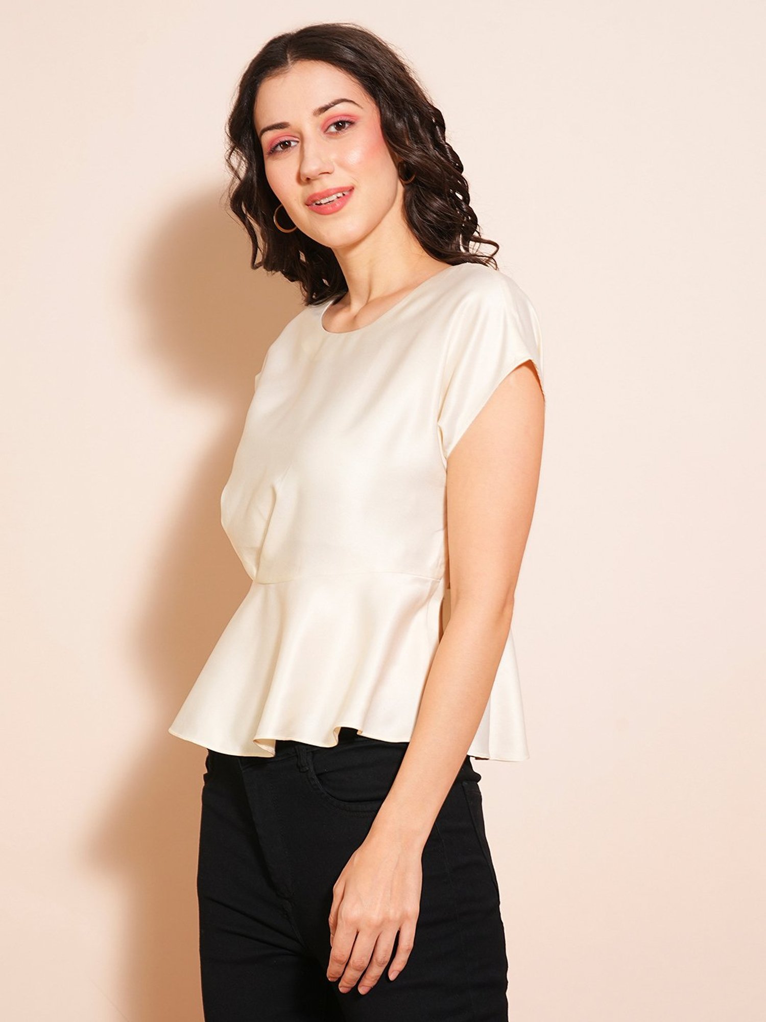 Globus White Regular Fit Peplum Top
