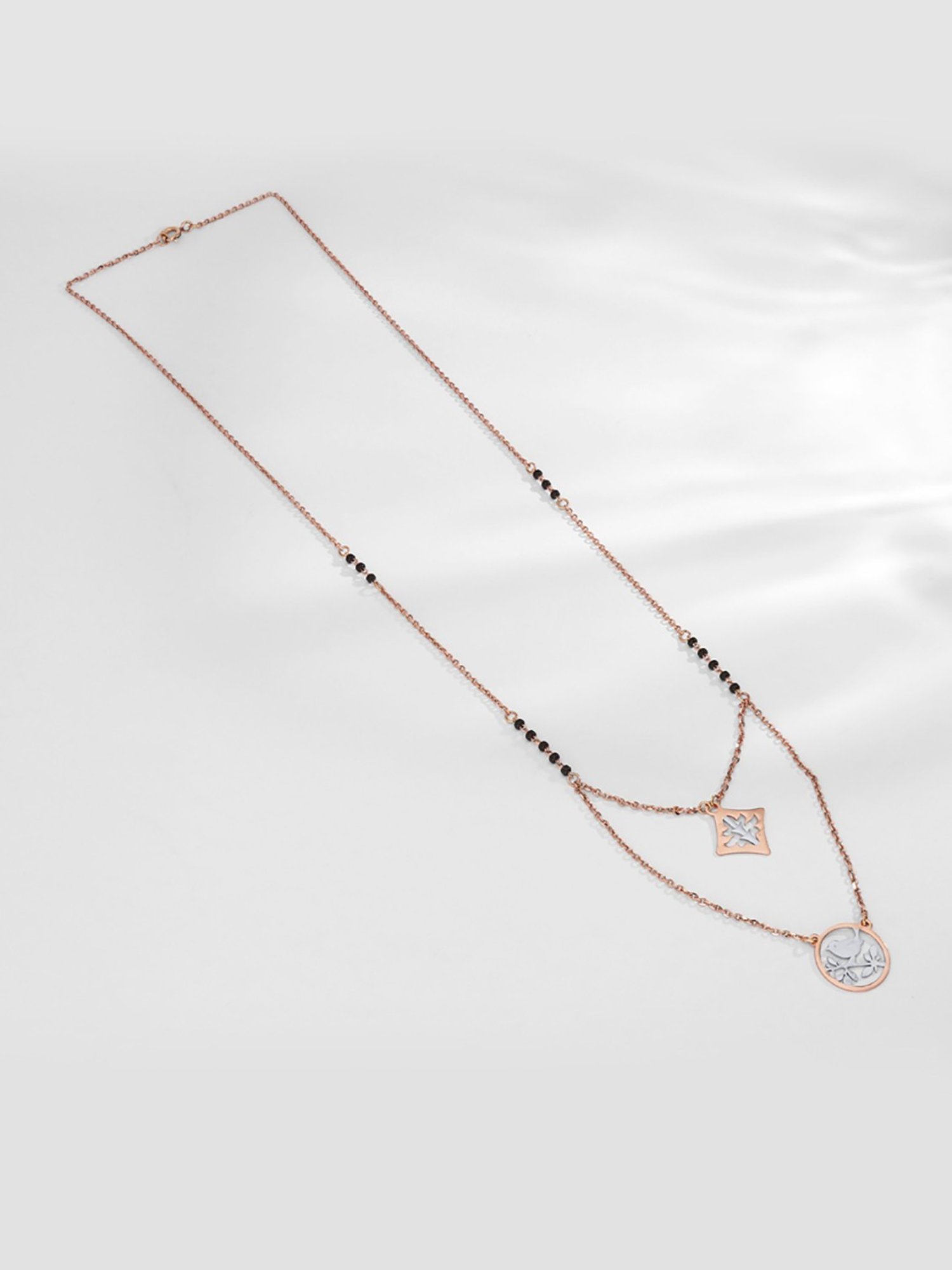 P.N.Gadgil Jewellers Mordern Carm 22k Gold Mangalsutra