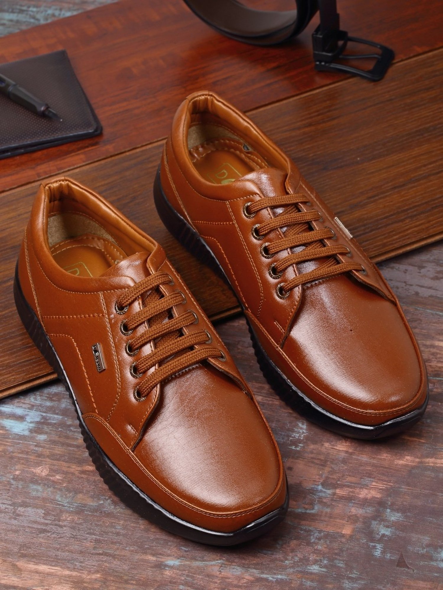 Action Men's Tan Derby Shoes