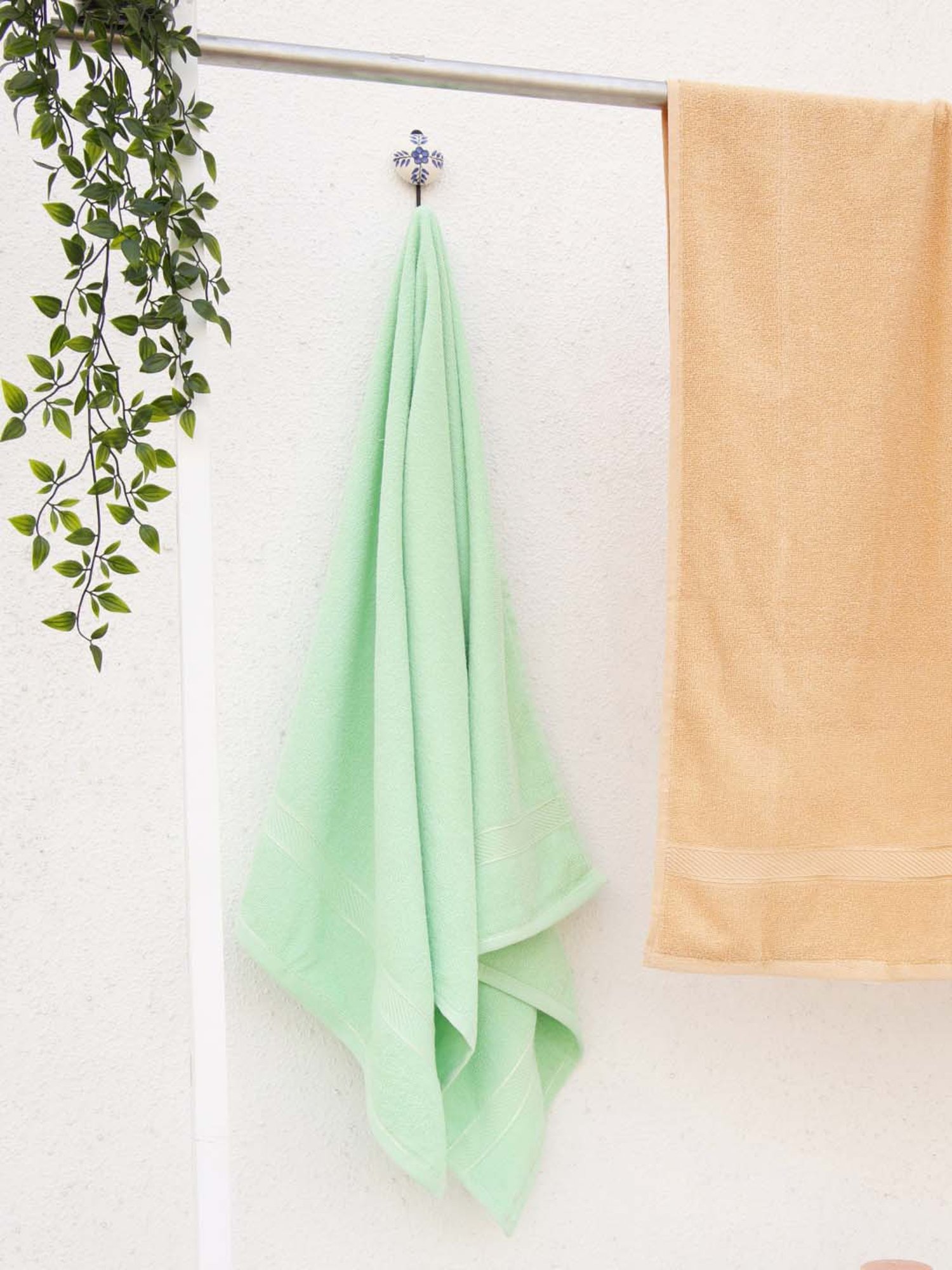 Ariana Light Green & Orange Cotton 400 GSM Etereo Large Couple Bath Towel - Set of 2
