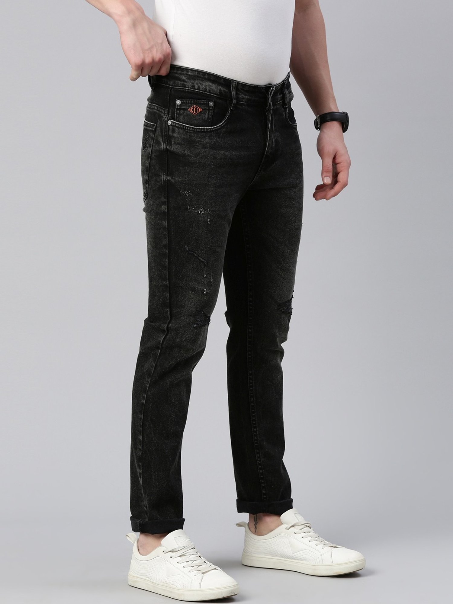 CINOCCI Black Cotton Slim Fit Distressed Jeans