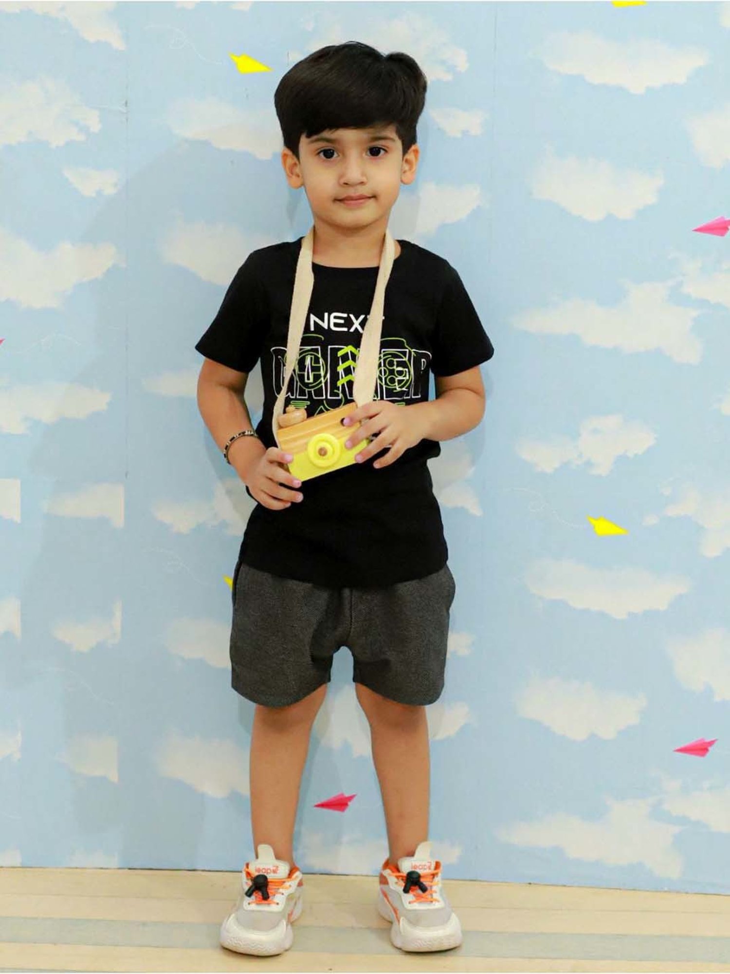 The Mom Store Kids Black & Grey Cotton Printed T-Shirt Set