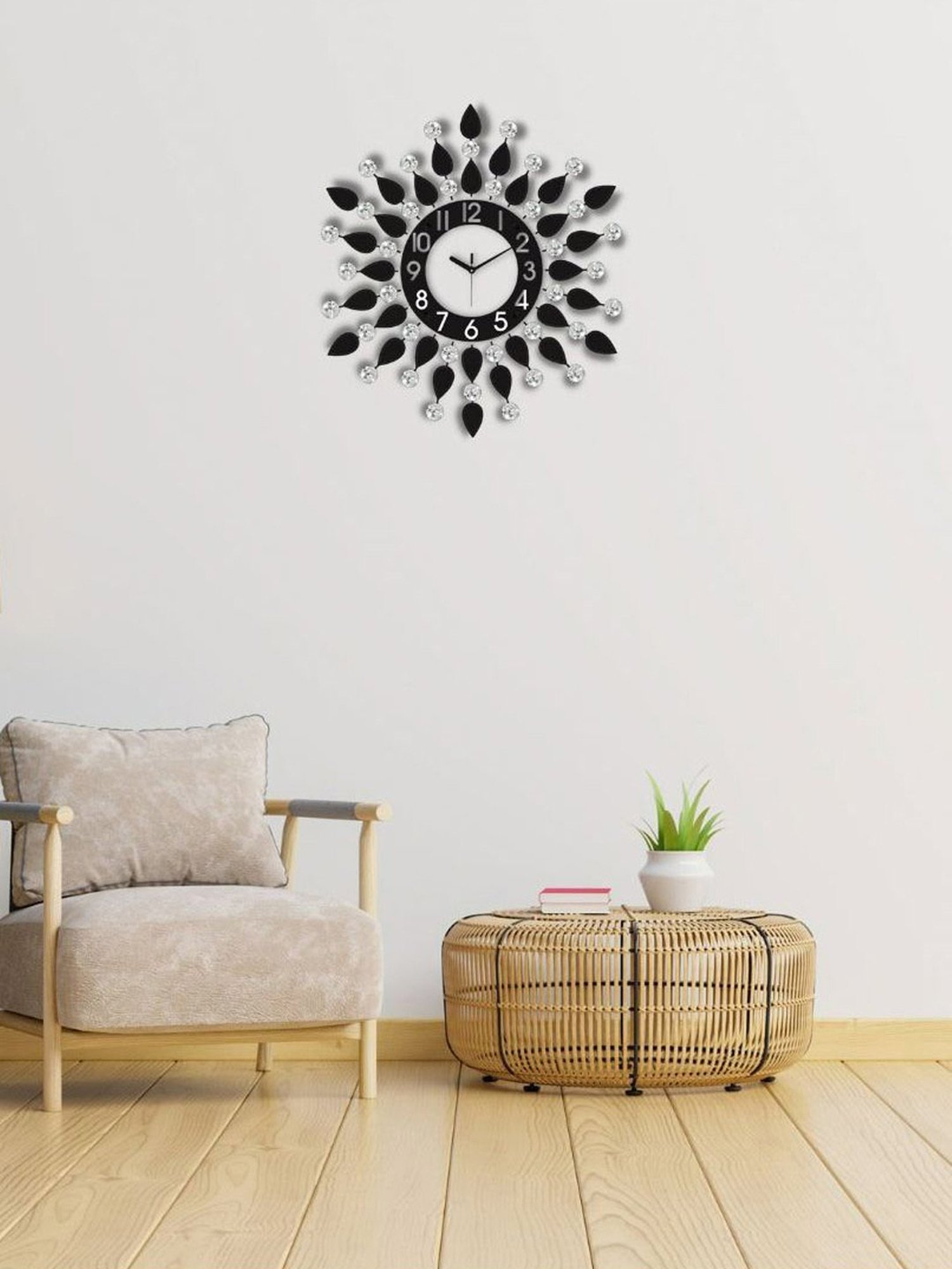 CHRONIKLE Round Black Iron Wall Clock
