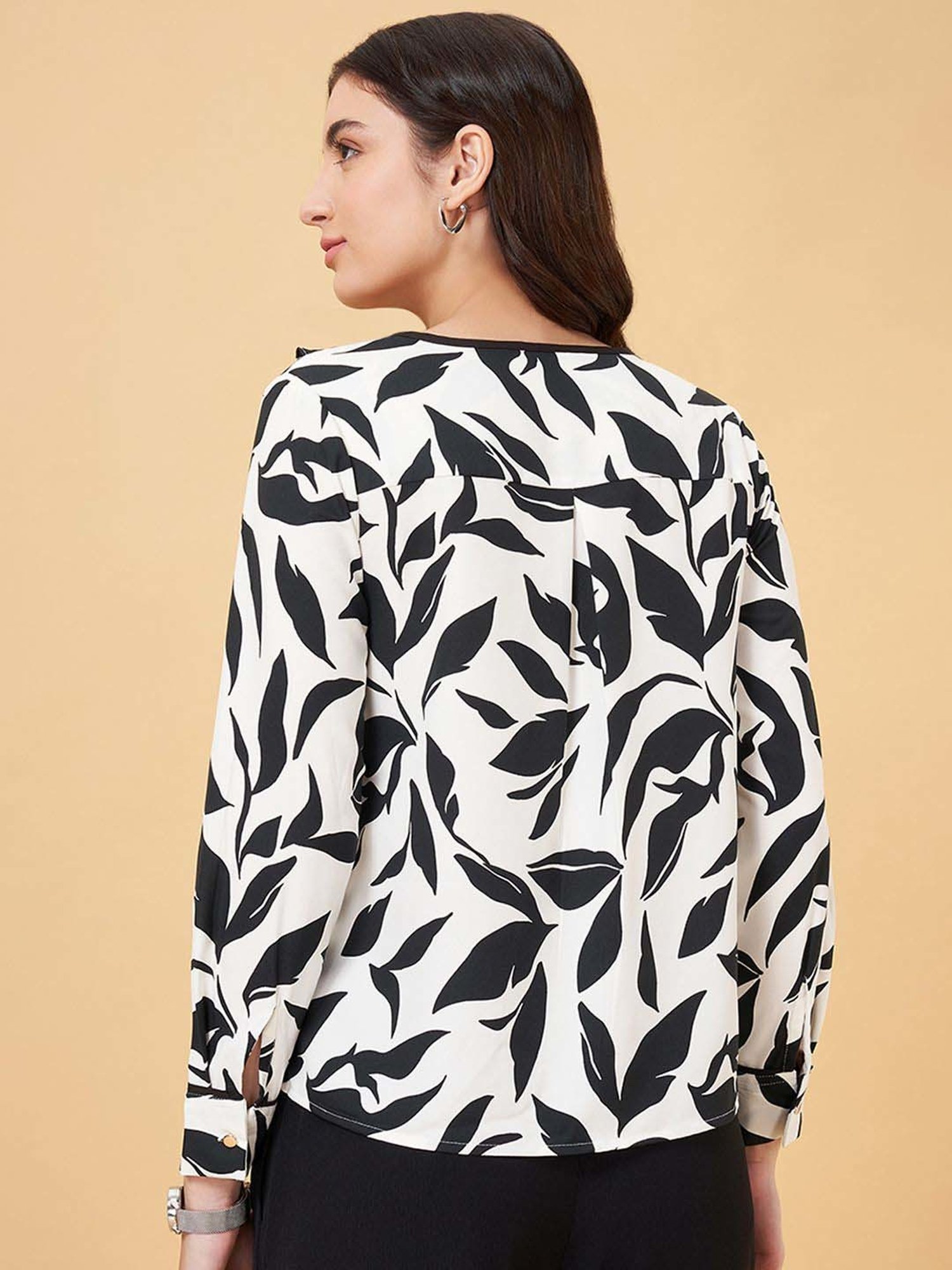 Annabelle by Pantaloons White Plain Top