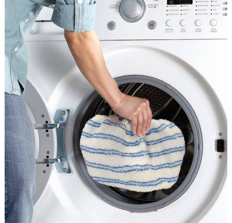 O-Cedar Hardwood Floor 'N More Microfiber Mop Refill