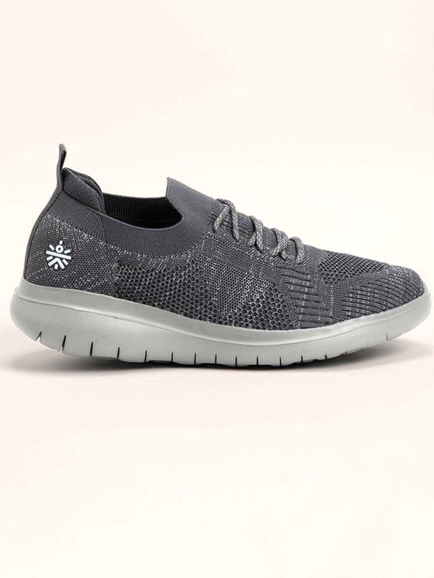 cultsportone EZ+ Step Men's Dark Grey Running Shoes