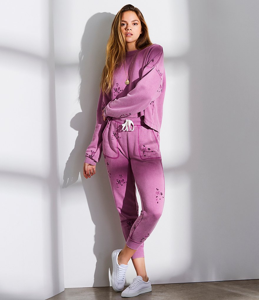 Splendid Love Me Long Sleeve Crew Neck Coordinating Pullover Knit Sweatshirt