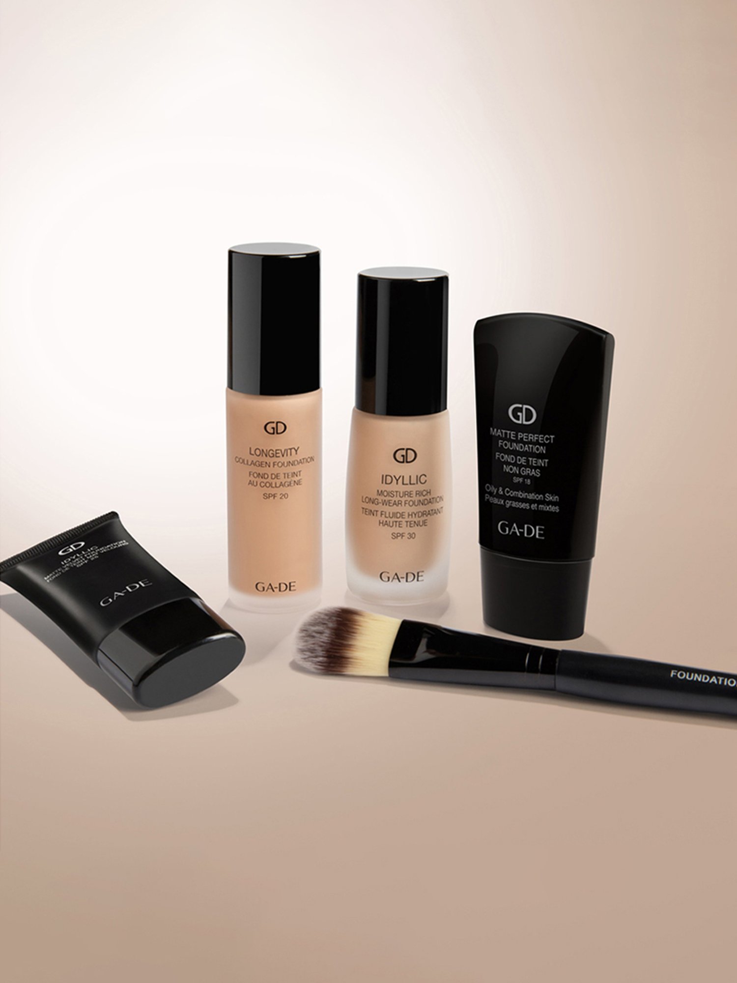 GA-DE Idyllic Moisture Rich Long-Wear Foundation 303 Sunny Beige - 30 ml