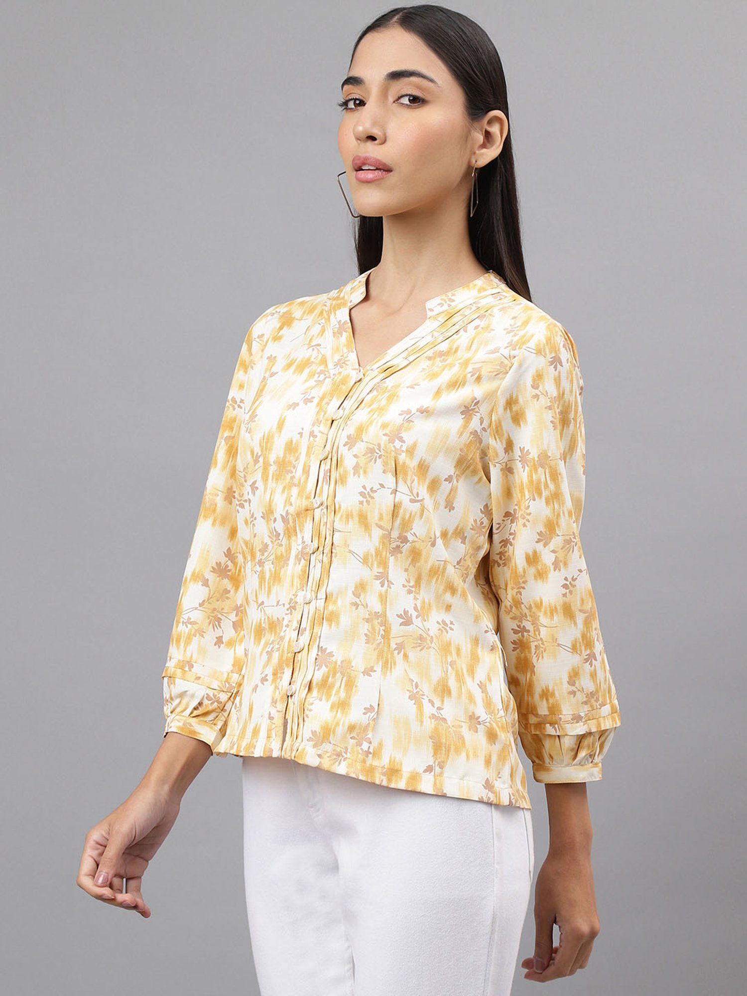 Latin Quarters Yellow Floral Print Top