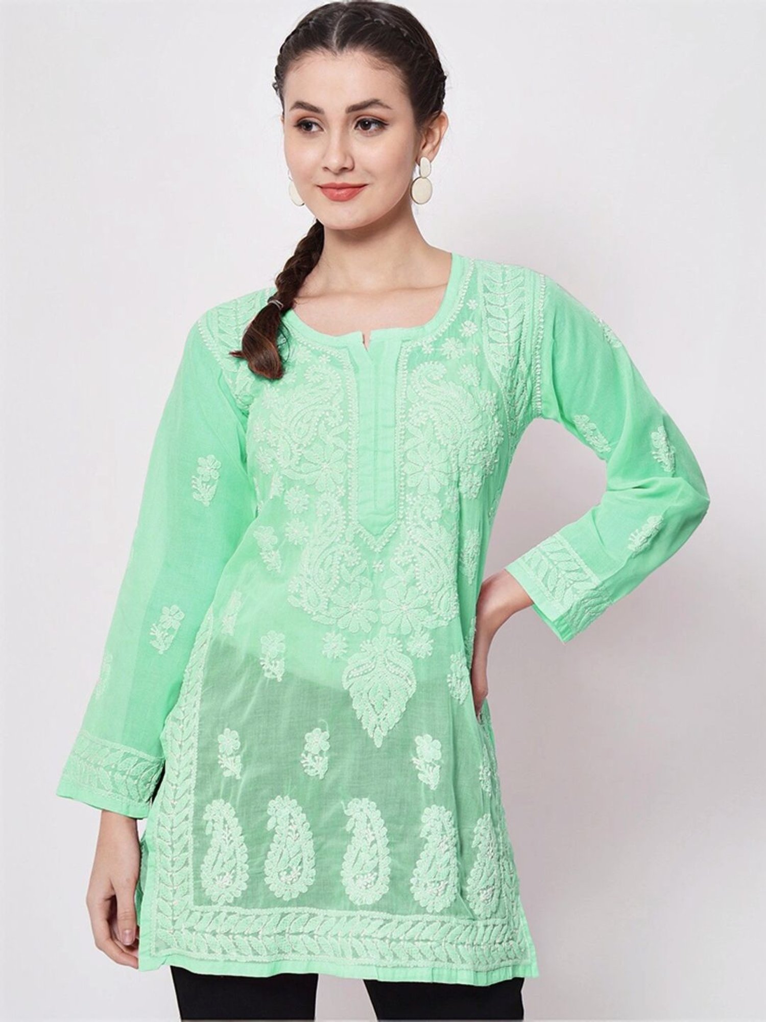 PARAMOUNT CHIKAN Green Cotton Hand Embroidered Chikankari Straight Kurti