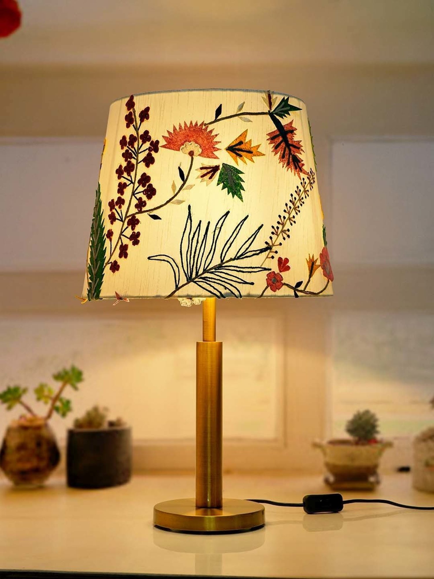 FOS LIGHTING Transitional Brushed Golden & White Steel Table Lamp With Fabric Shade