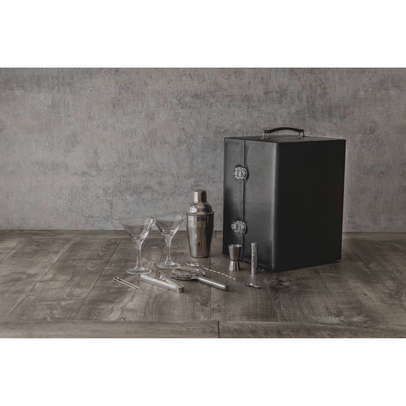 Paper Riot Co. Father's Day 'Number One Dad' Metallic Medal