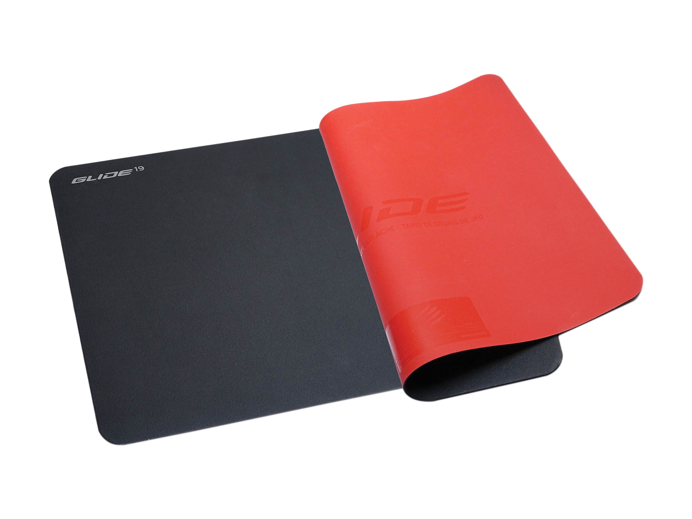 MAD CATZ The Authentic G.L.I.D.E. 16 Gaming Surface Water Resist Mouse Pad