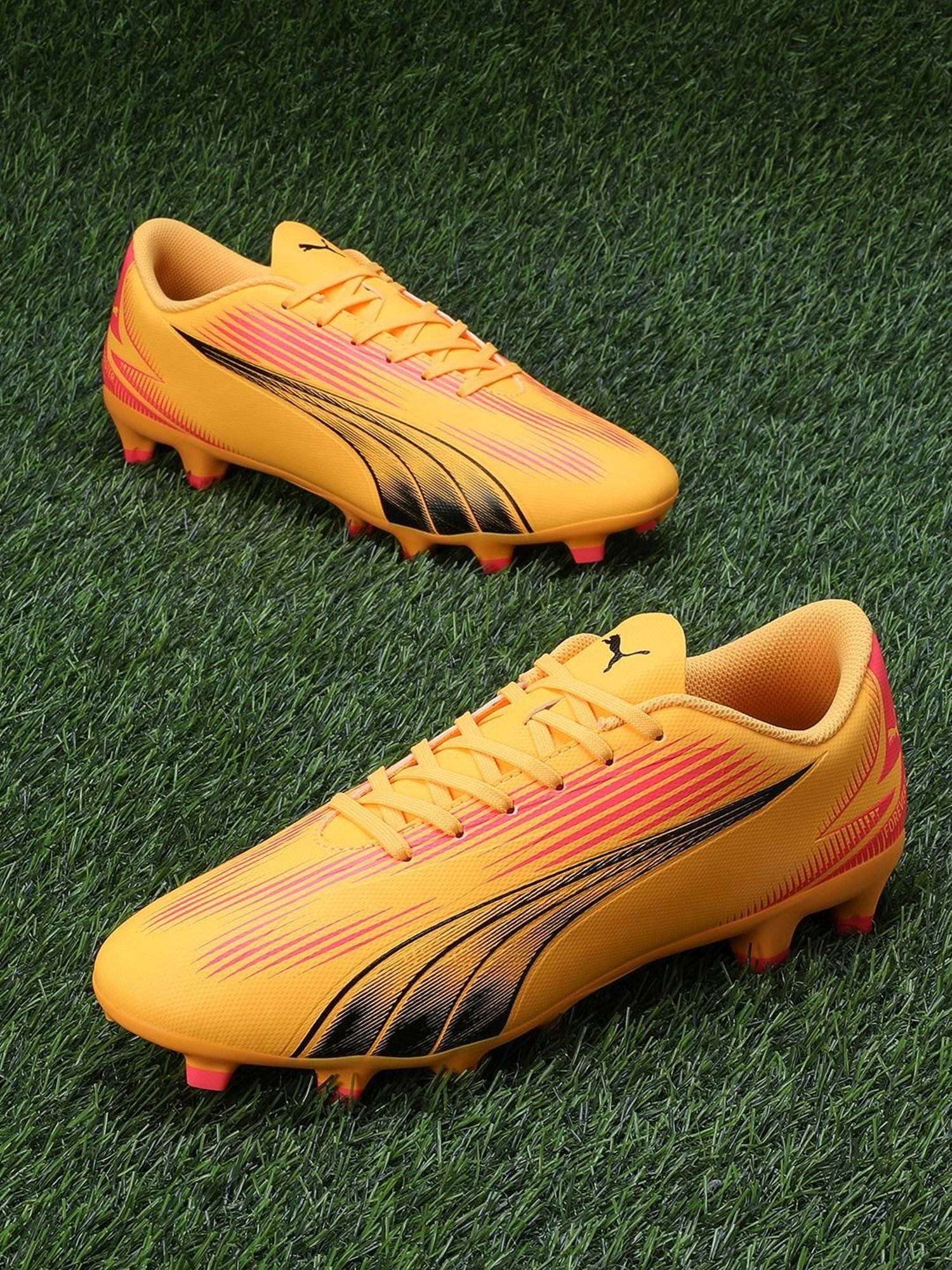 Puma Men's ULTRA PLAY FG/AG Yellow Football Shoes