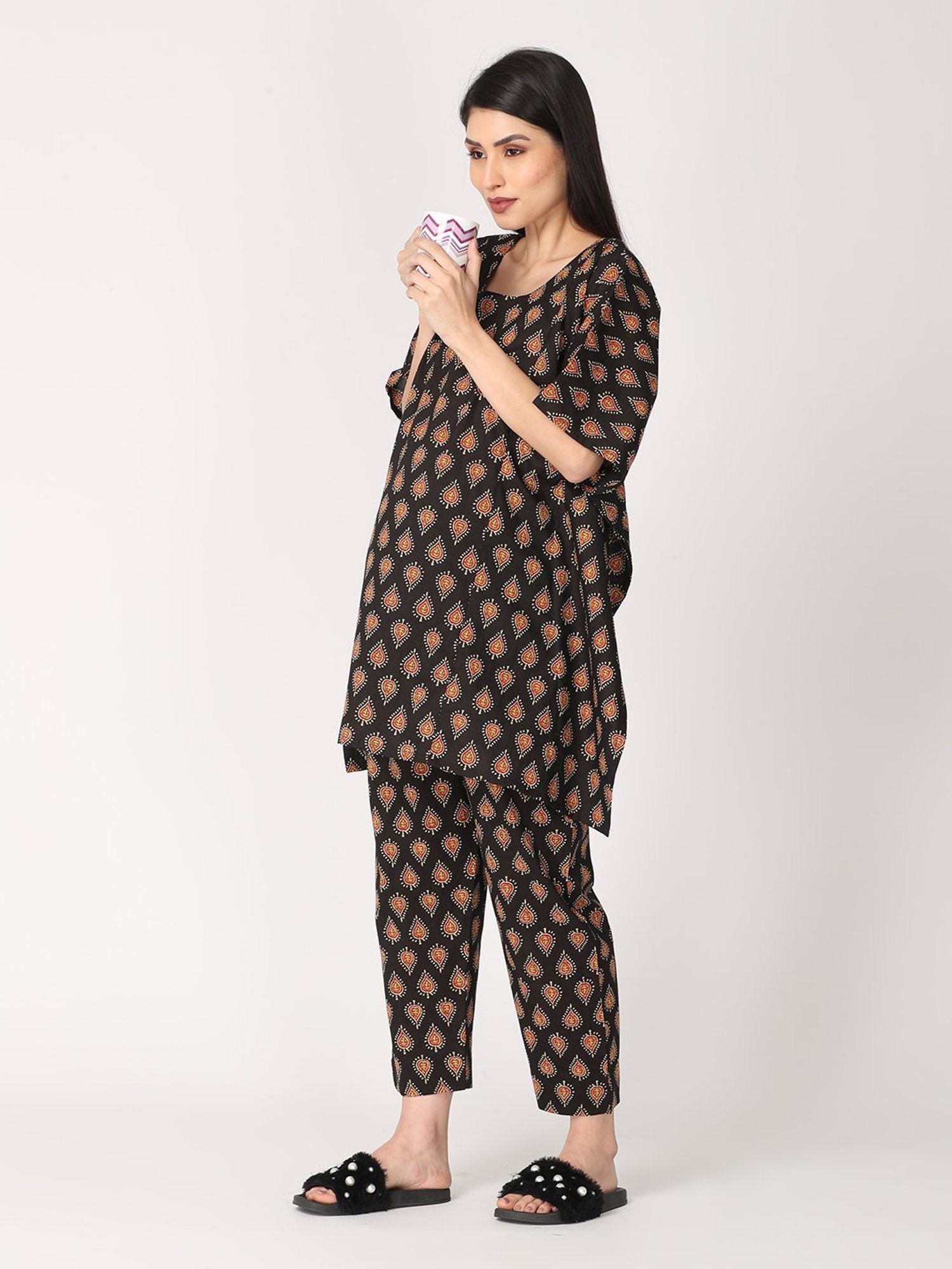 The Mom Store Black Printed Maternity Kaftan With Pyjamas