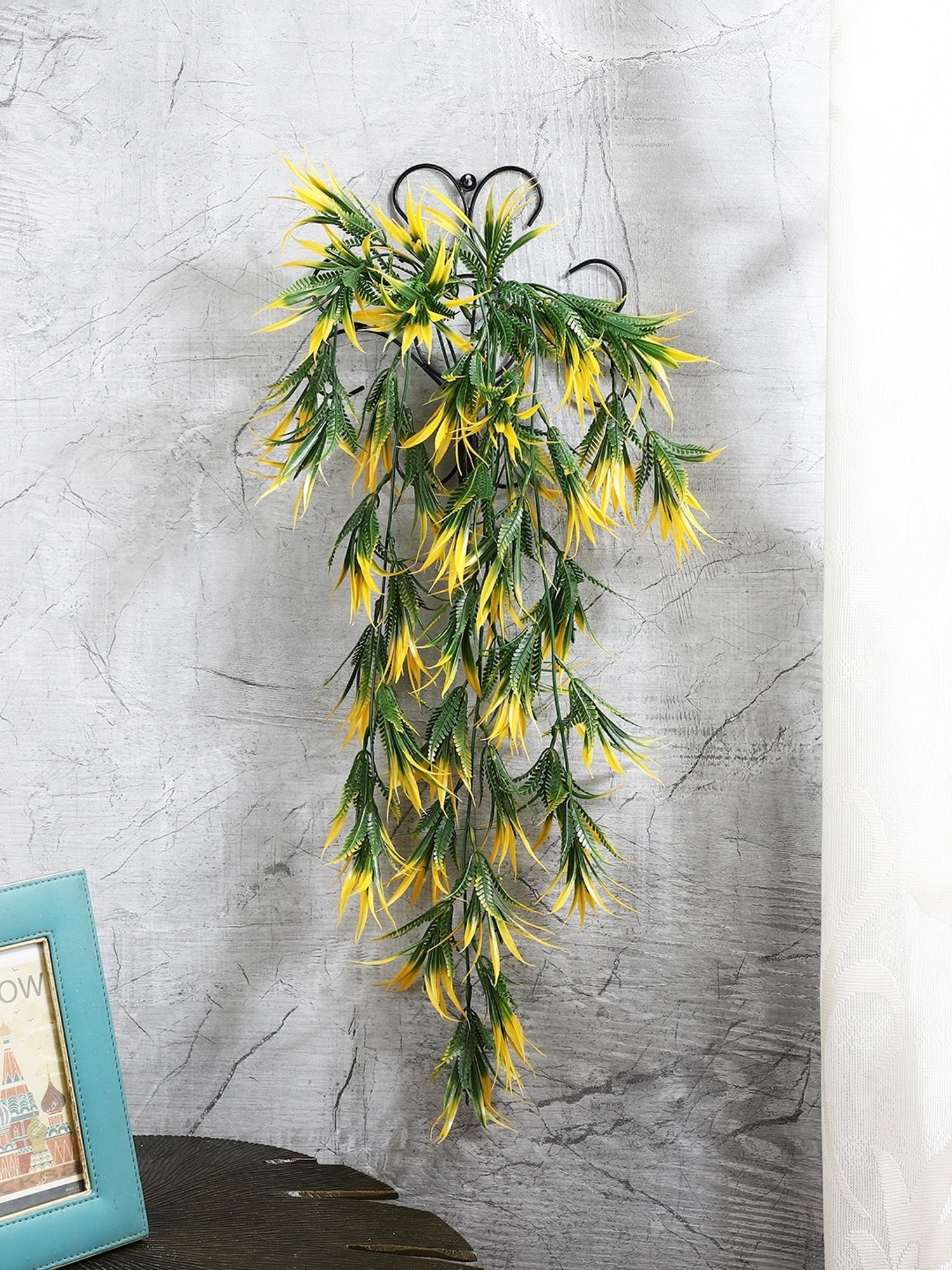 Foliyaj Multicolor Plastic Artificial Vine with Metal Wall Stand