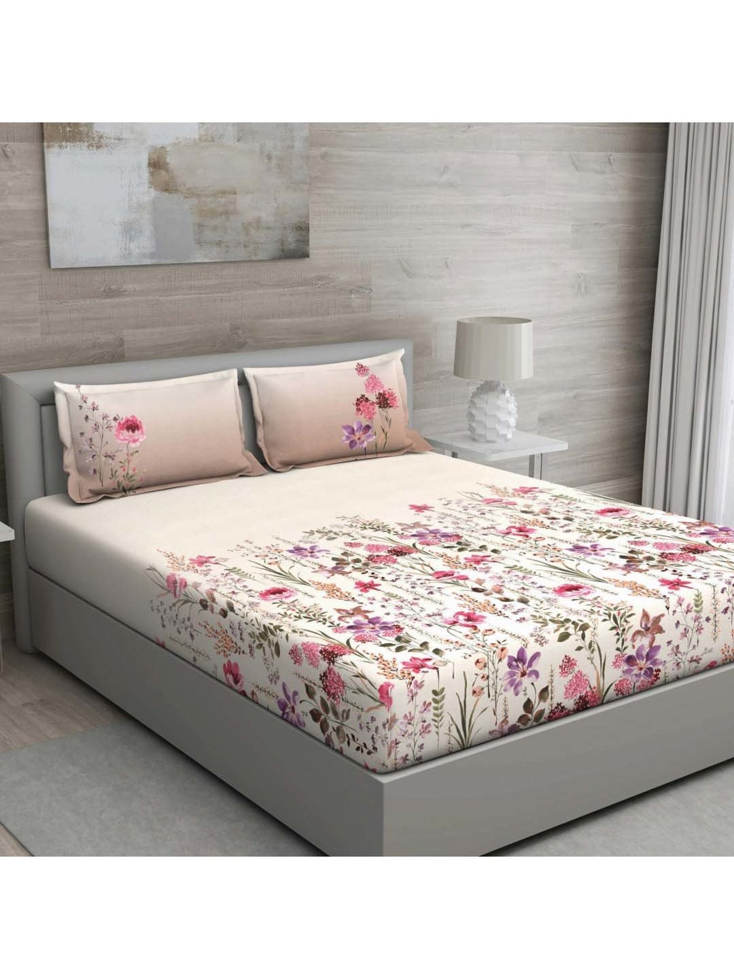 GM 'Matthiola' Pink & Purple Cotton 150 TC Double Bedsheet with 2 Pillow Covers