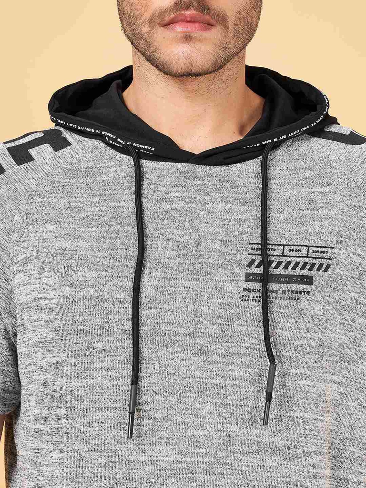Street 808 by Pantaloons Grey Regular Fit Printed Hooded T-Shirt