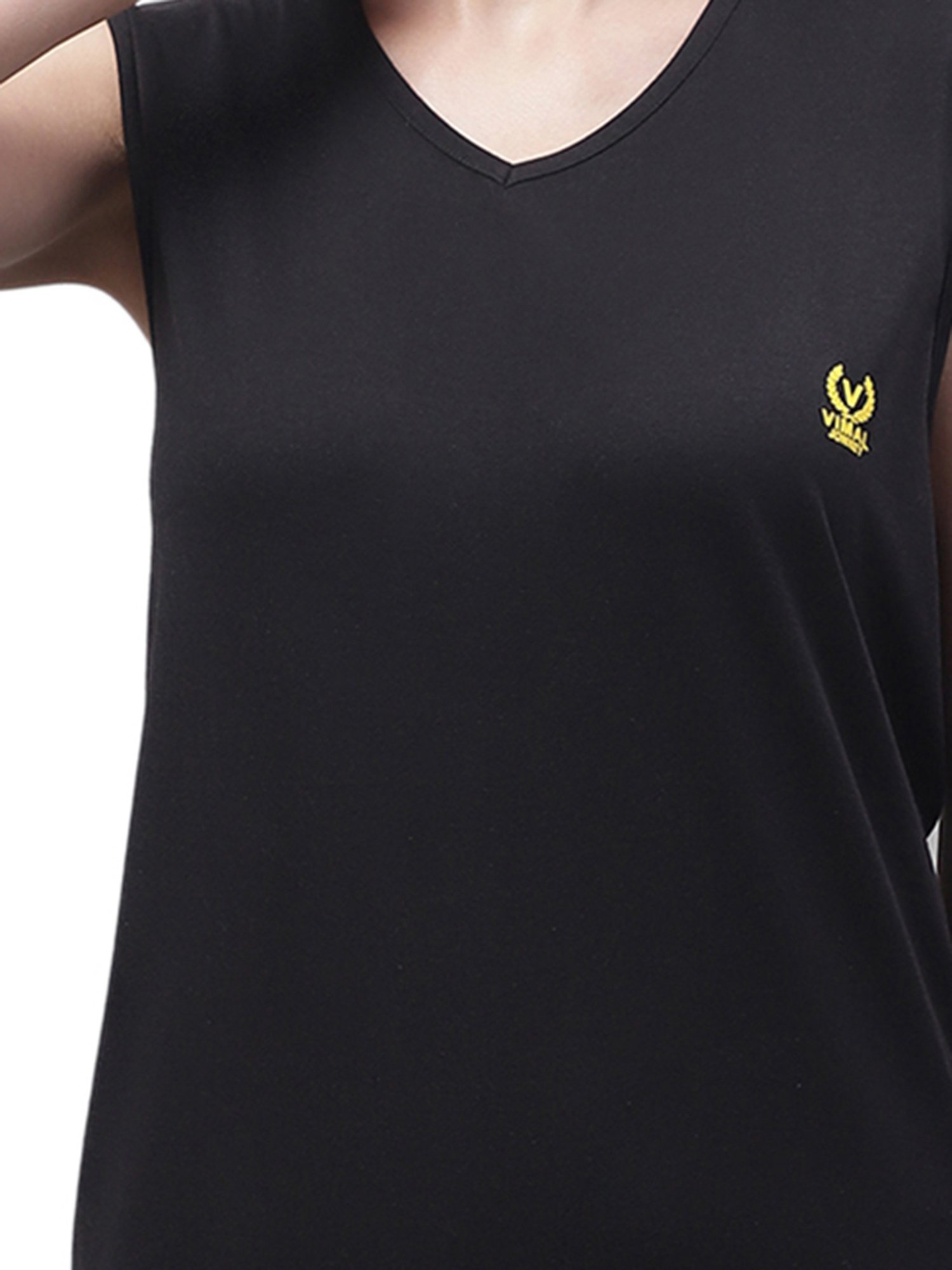 Vimal Jonney White & Black Cotton Logo Print T-Shirt (Pack Of 2)