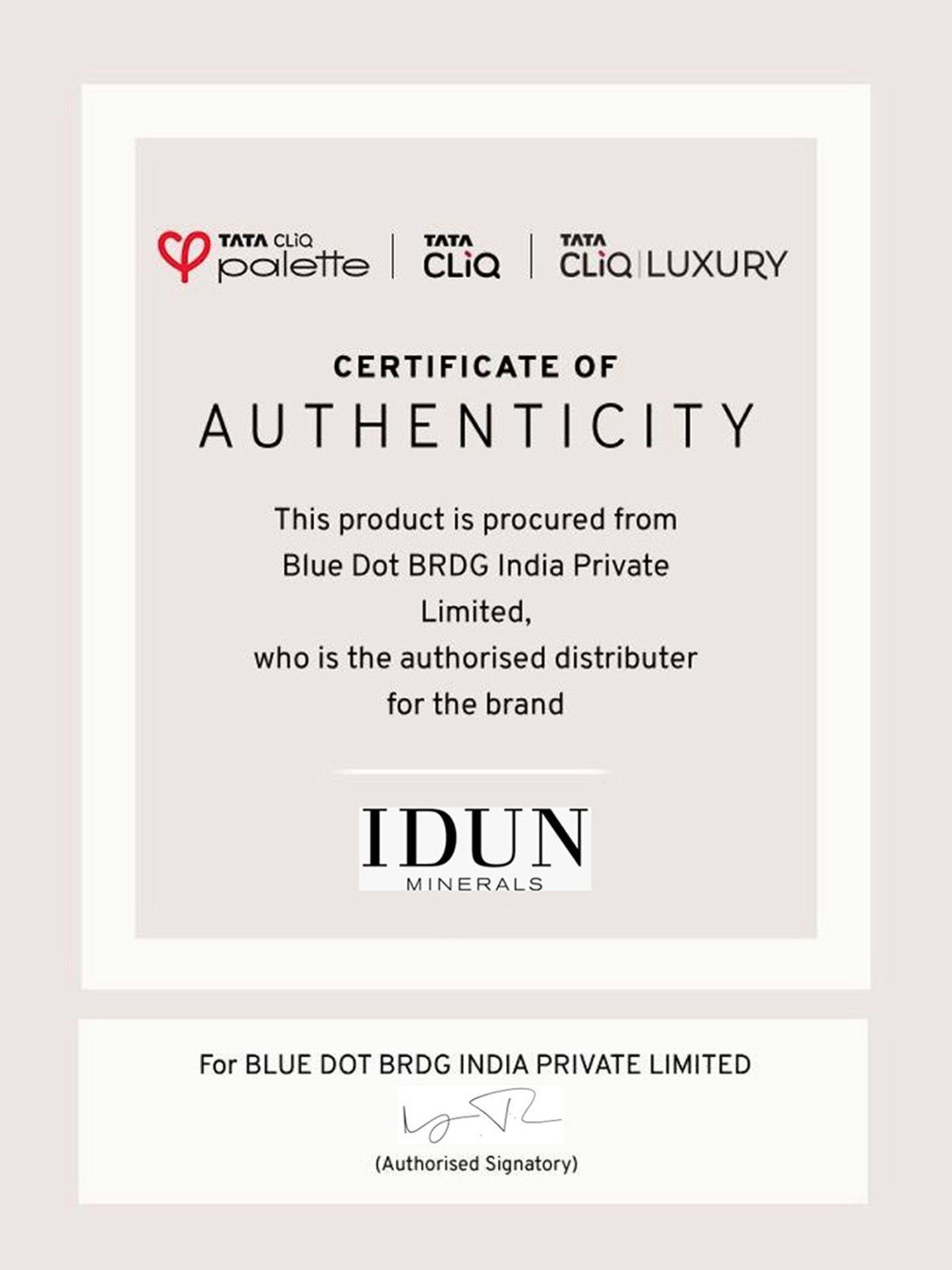 Idun Minerals Norrsken    Illuminating Foundation Svea   - 30 ml