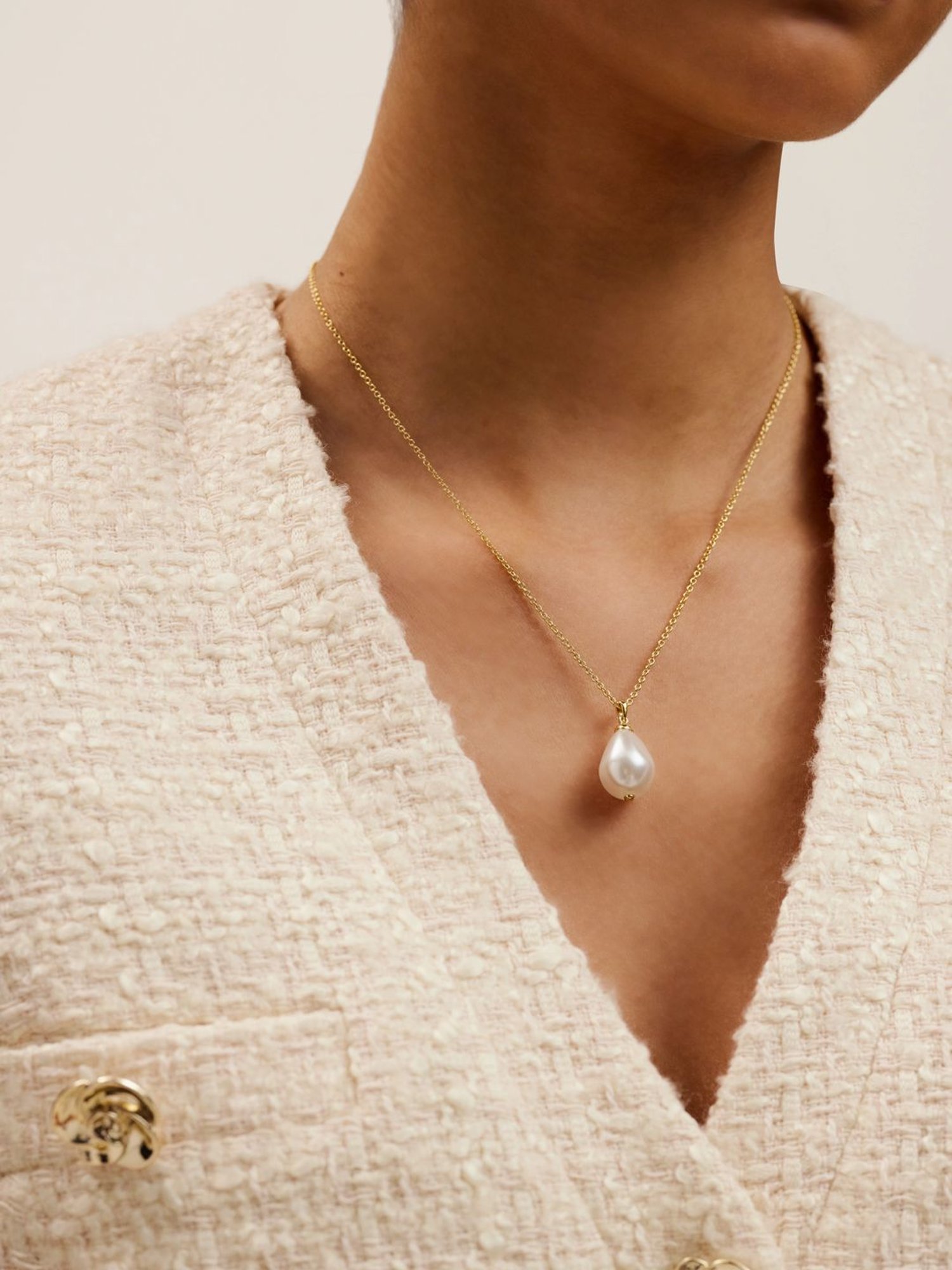Ted Baker PARMLIA: Pearly Chain Pendant Necklace