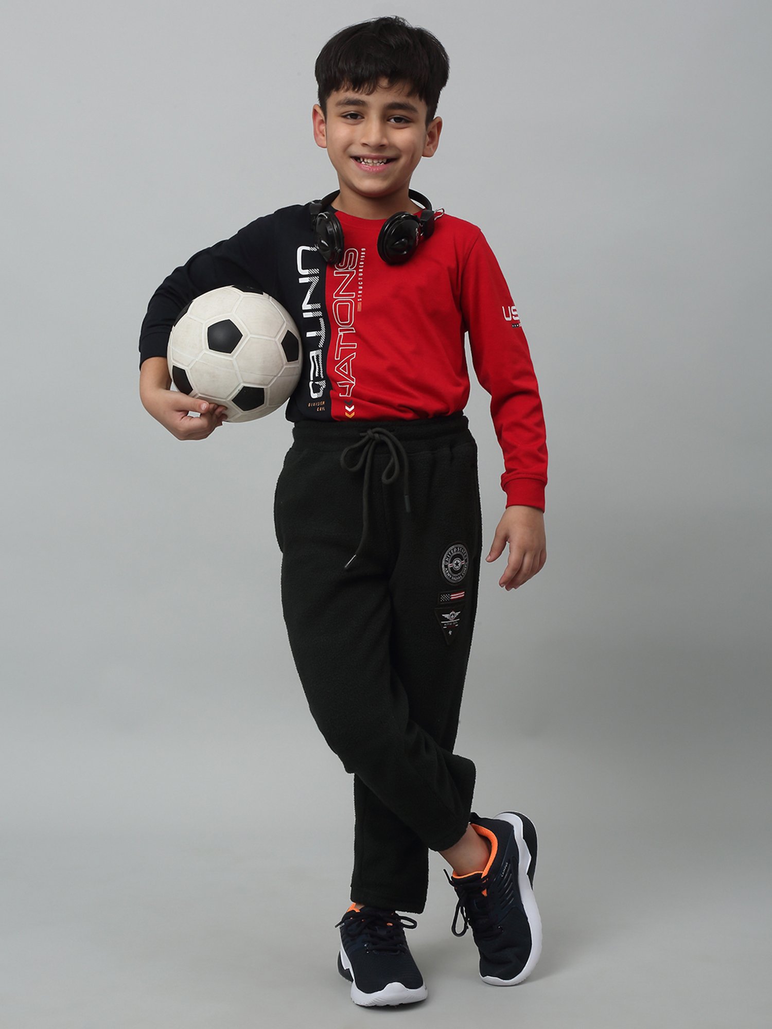 Cantabil Boys Olive Solid Trackpants