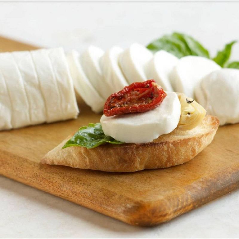 Belgioioso Fresh Mozzarella Sliced Cheese - 8oz
