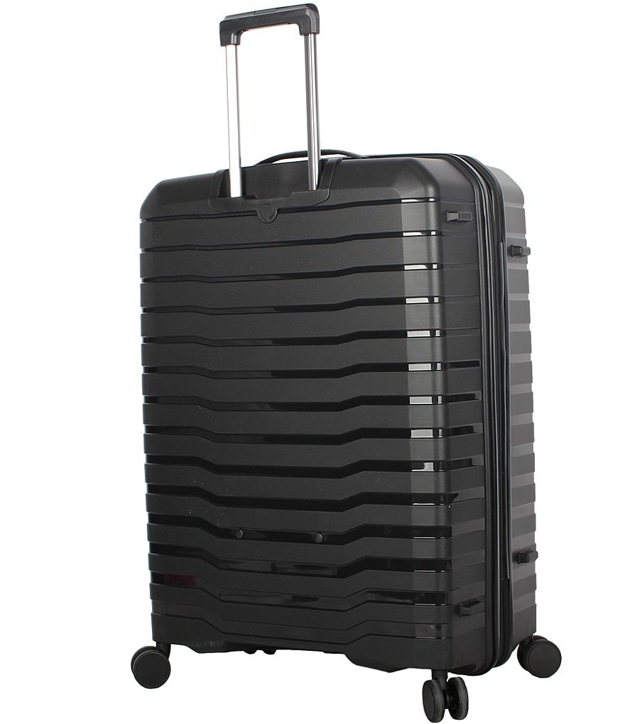 Pathfinder Resort Collection 28#double; Hardside Spinner