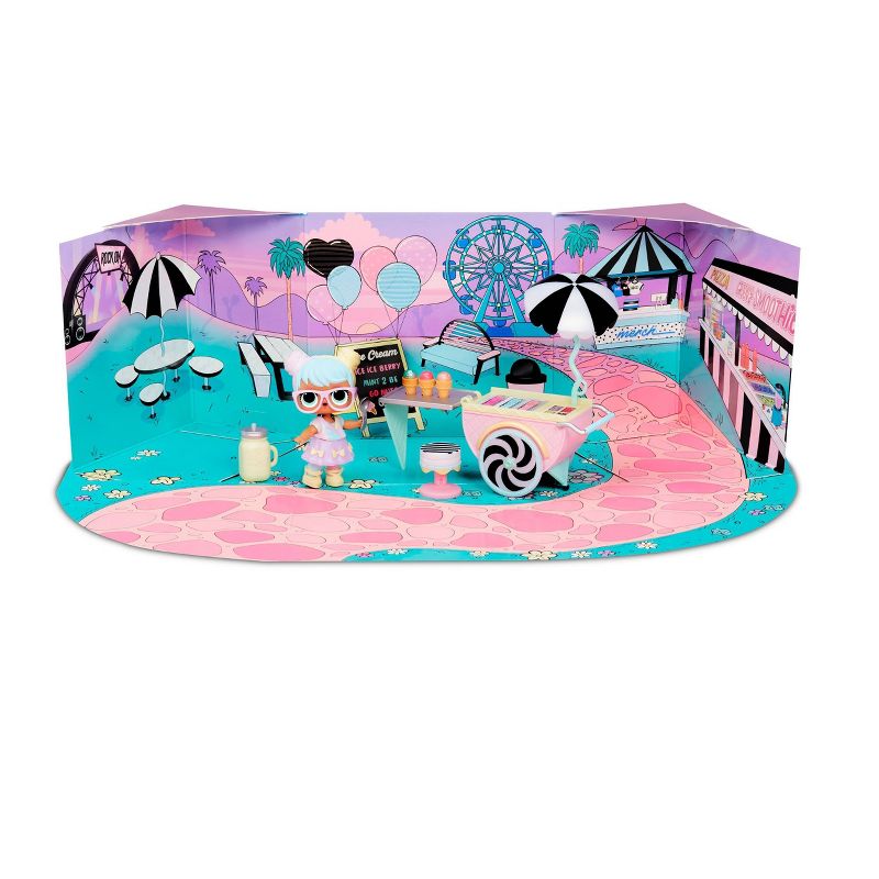 5 Surprise Mini Toys S1 Collectors Case w/ 4 Exclusive Minis