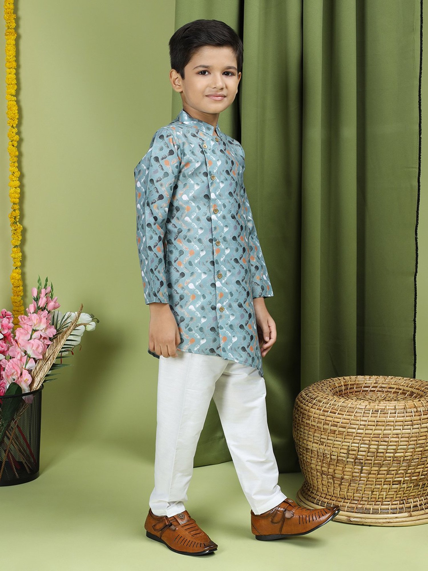 TABARD Kids Sage Green & White Printed Full Sleeves Kurta with Pyjamas