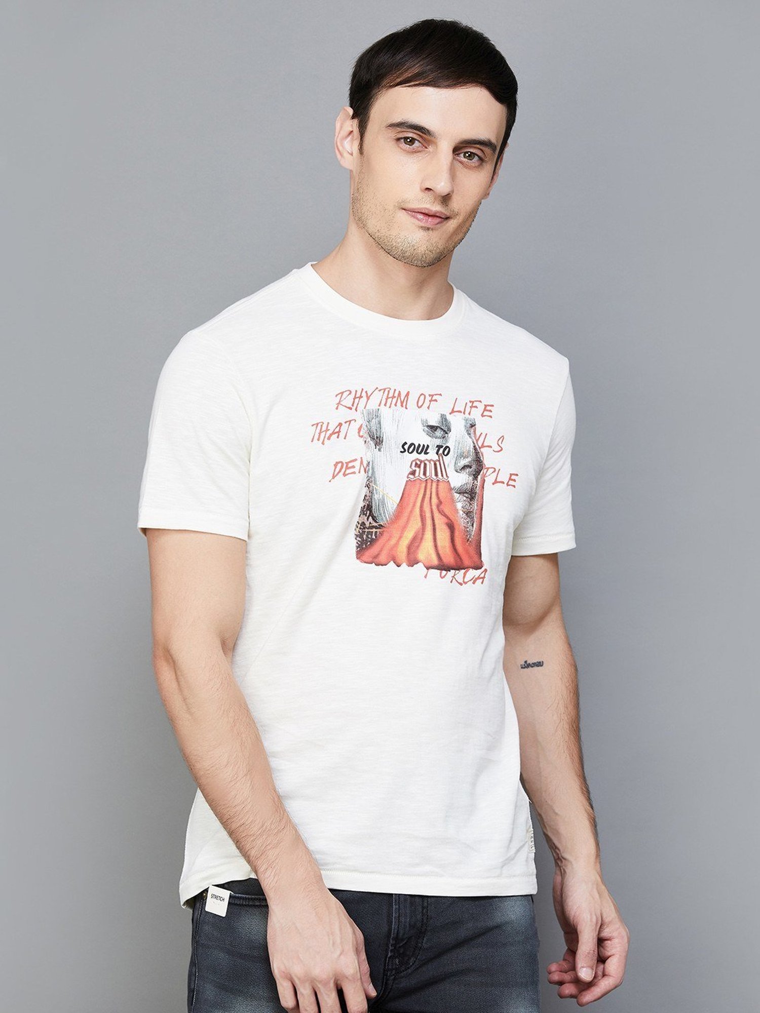 Forca by Lifestyle Off White Regular Fit Printed T-Shirt